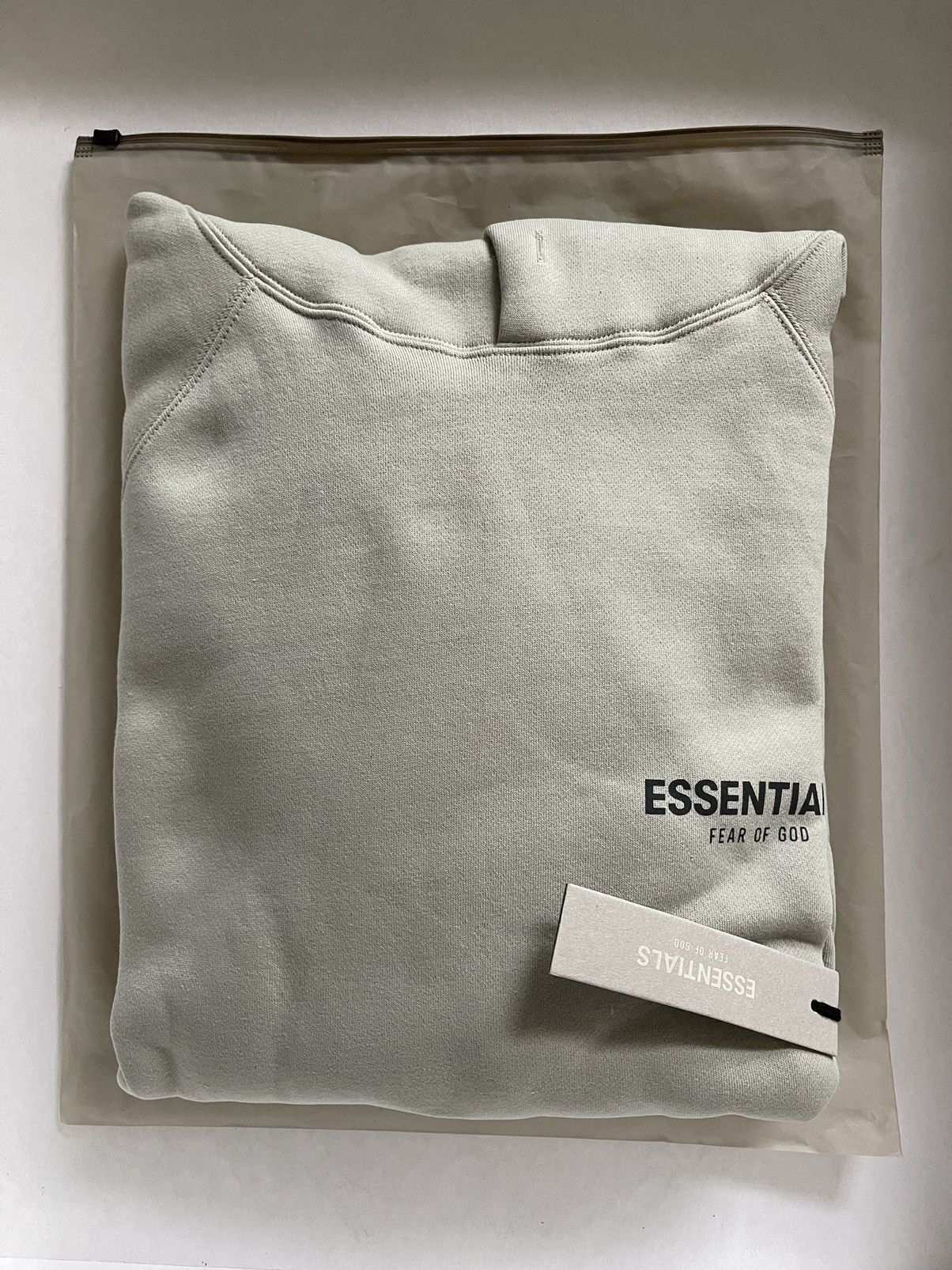 Essentials × FOG × Fear of God FOG - Essentials Fear Of God Logo Concrete Hoodie Size (M) Size US M / EU 48-50 / 2 - 3 Thumbnail