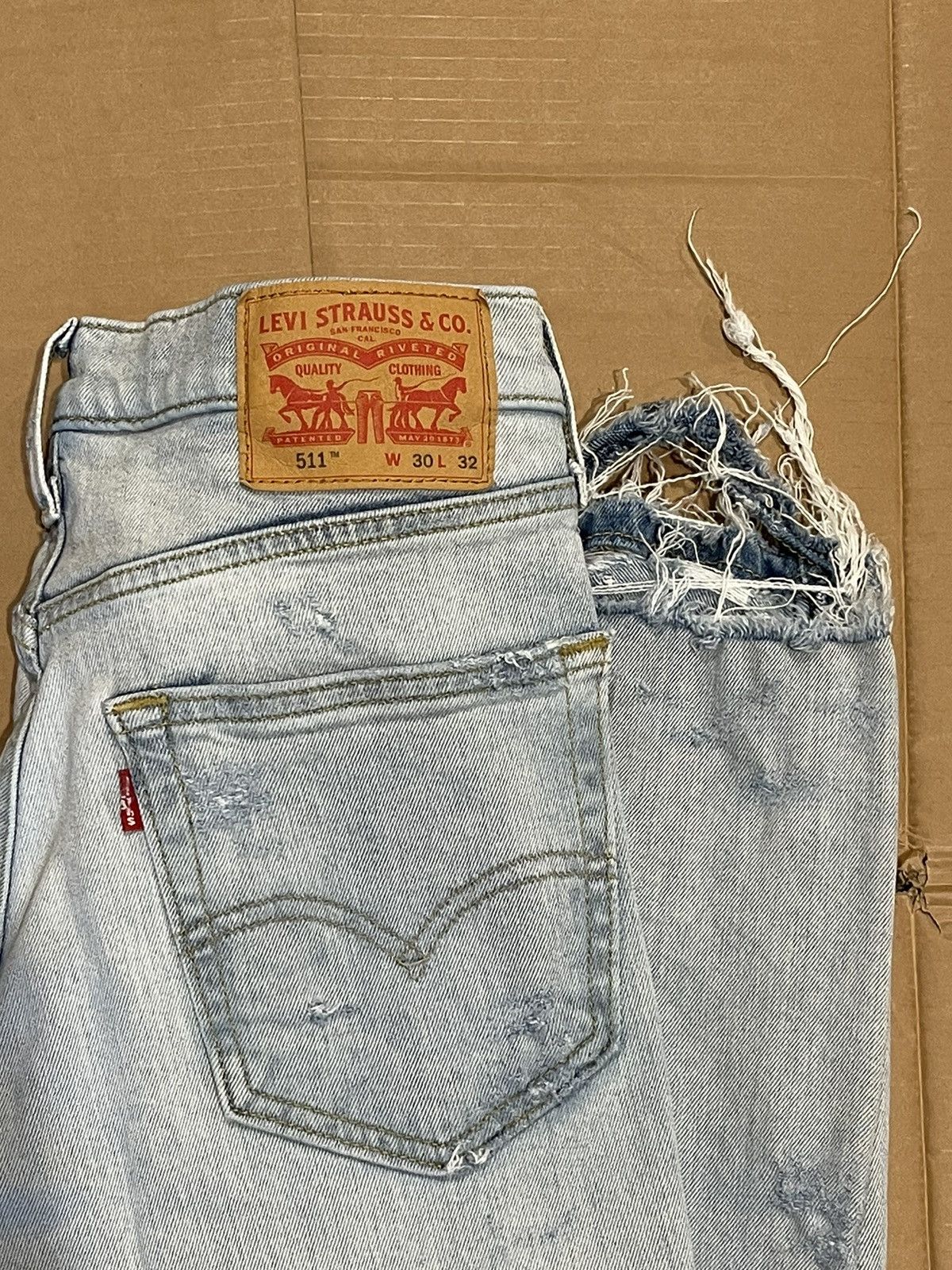Levi's × Vintage Vintage Distressed Levis 511 30 x 32 Size US 30 / EU 46 - 3 Thumbnail