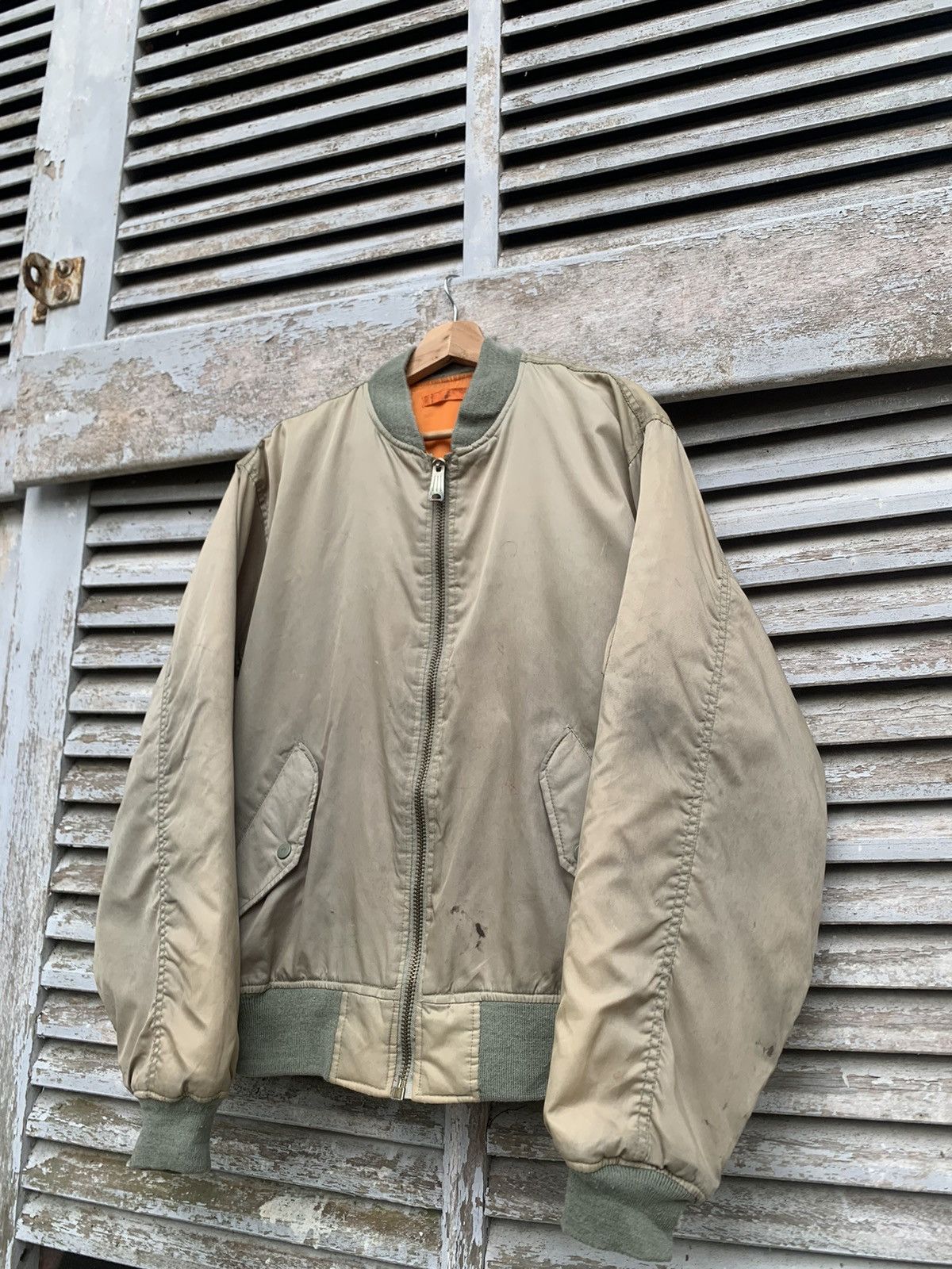 Vintage 🪖Vintage THRASHED MA-1 Man Intermediate Bomber Jacket Size US L / EU 52-54 / 3 - 5 Thumbnail