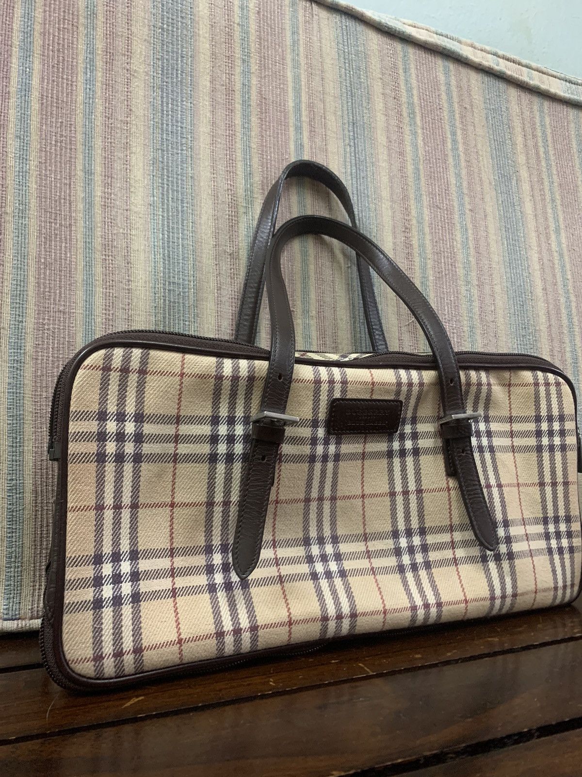Burberry 🔥BURBERRY BLUE LABEL NOVA CHECK DUFFLE BAGS Size ONE SIZE - 3 Thumbnail
