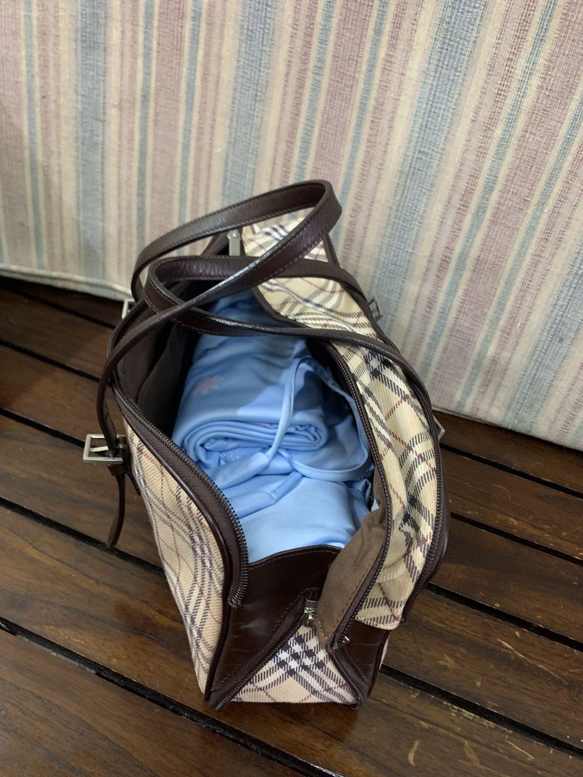 Burberry 🔥BURBERRY BLUE LABEL NOVA CHECK DUFFLE BAGS Size ONE SIZE - 17 Thumbnail