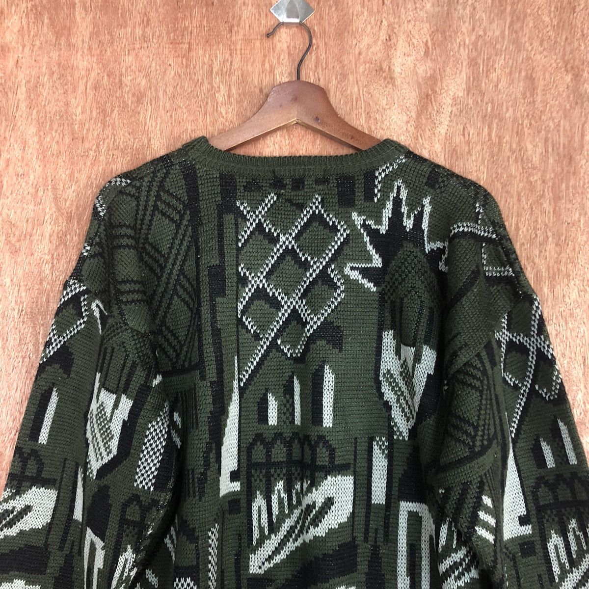 Griffin × Other Griffin Knit Sweater vintage sweatshirt Size US L / EU 52-54 / 3 - 12 Thumbnail