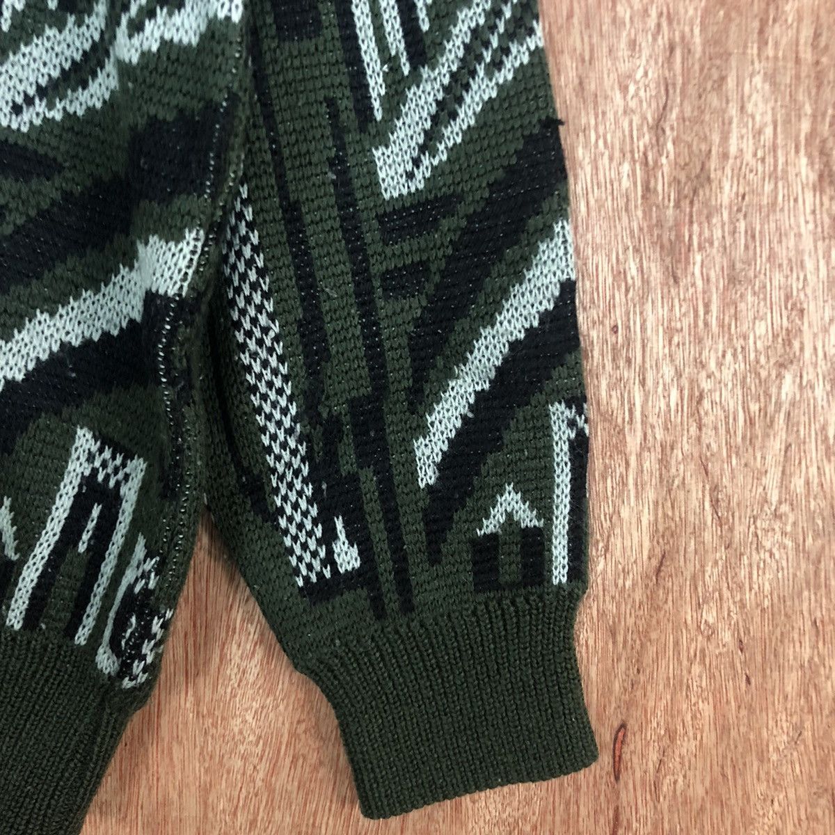 Griffin × Other Griffin Knit Sweater vintage sweatshirt Size US L / EU 52-54 / 3 - 4 Thumbnail