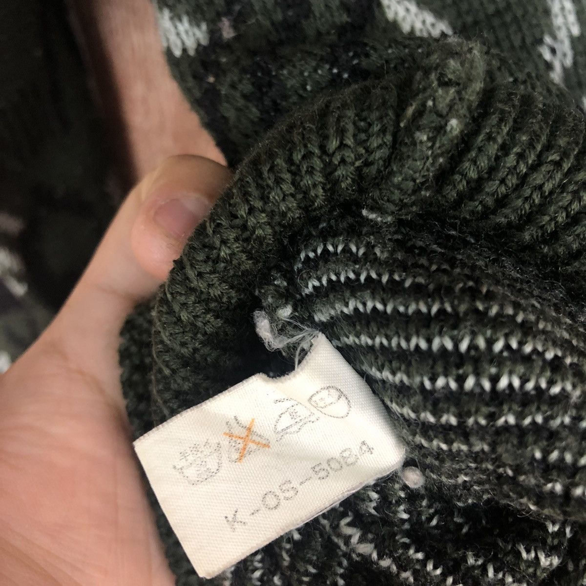 Griffin × Other Griffin Knit Sweater vintage sweatshirt Size US L / EU 52-54 / 3 - 14 Thumbnail