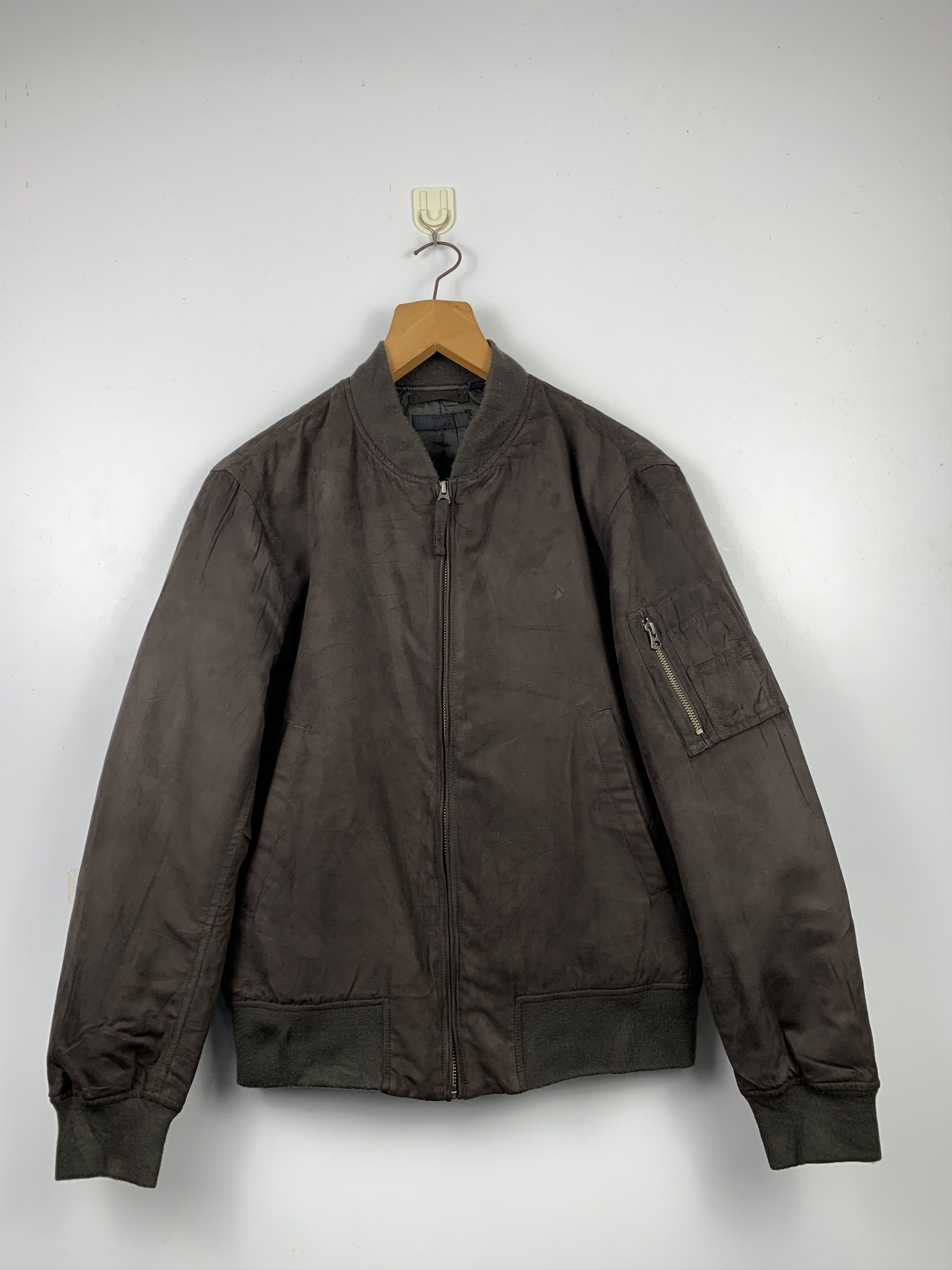 Uniqlo Vintage UNIQLO Bombers Jacket J0320 Size US S / EU 44-46 / 1 - 1 Thumbnail