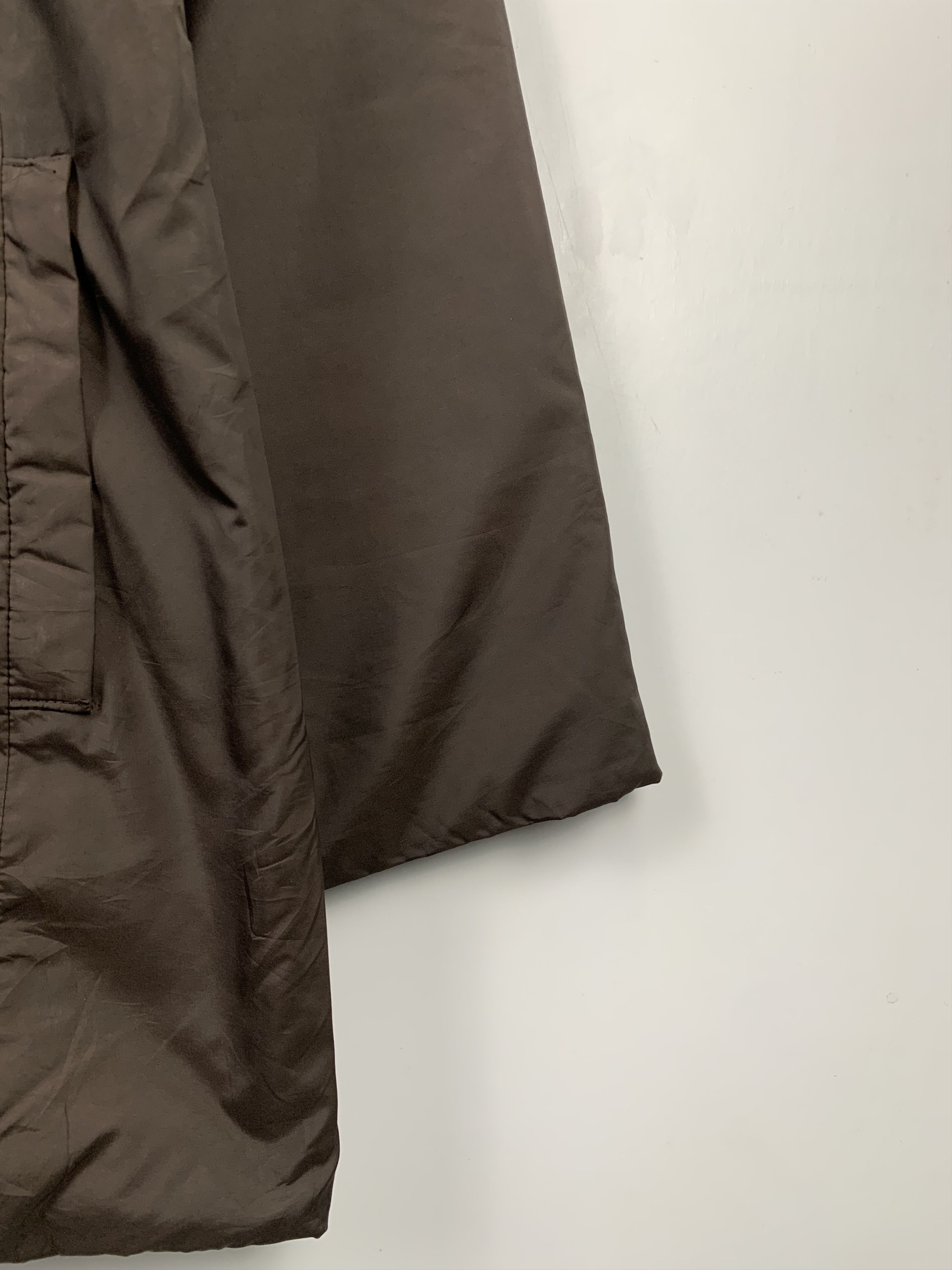 Uniqlo Vintage UNIQLO Zip Up Windbreaker Jacket J0316 Size US M / EU 48-50 / 2 - 3 Thumbnail