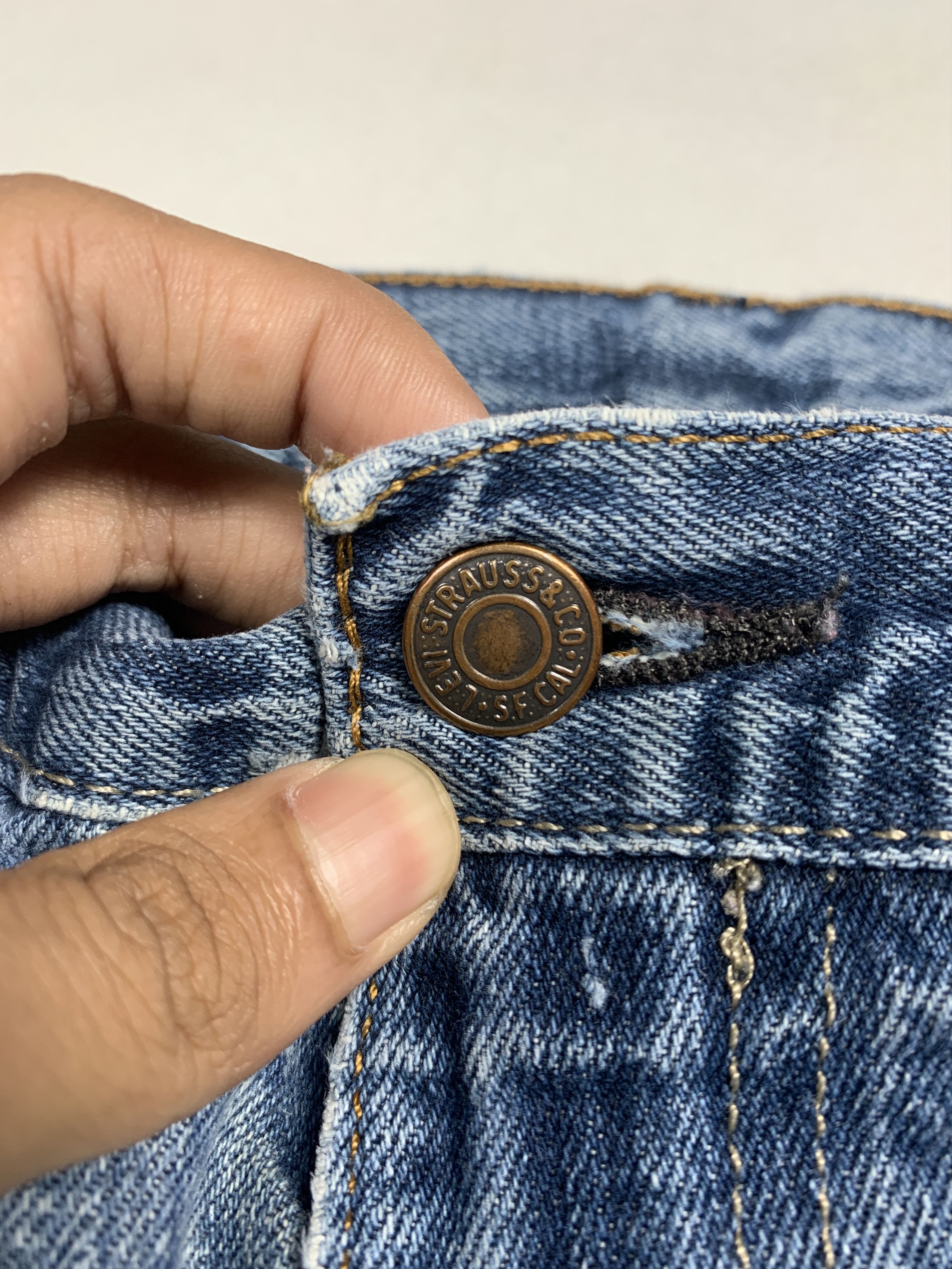 Levi's Vintage LEVI'S 527 Flared Bootcut Distressed Faded Mid Wash Size US 32 / EU 48 - 3 Thumbnail