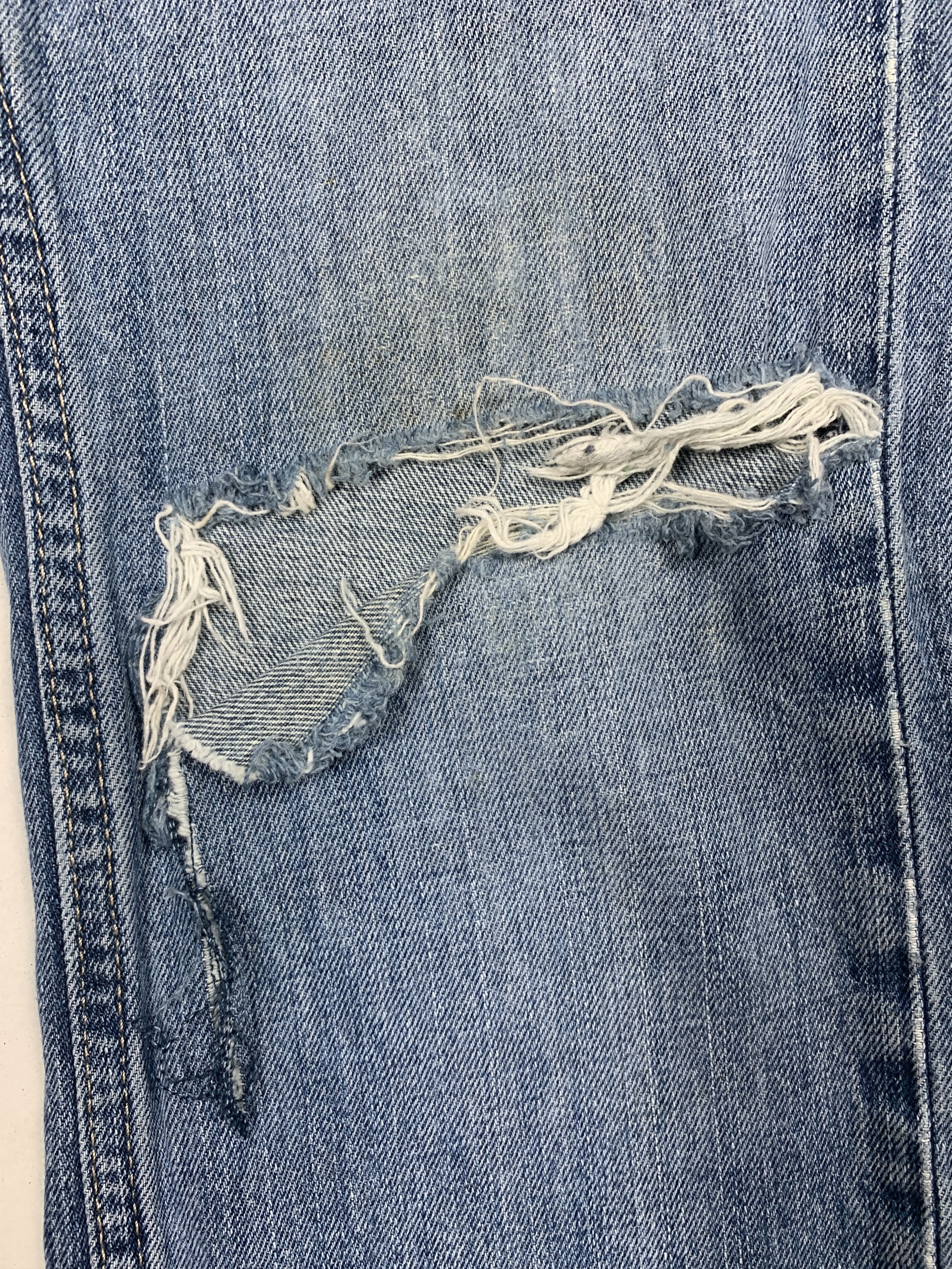 Levi's Vintage LEVI'S 527 Flared Bootcut Distressed Faded Mid Wash Size US 32 / EU 48 - 12 Thumbnail