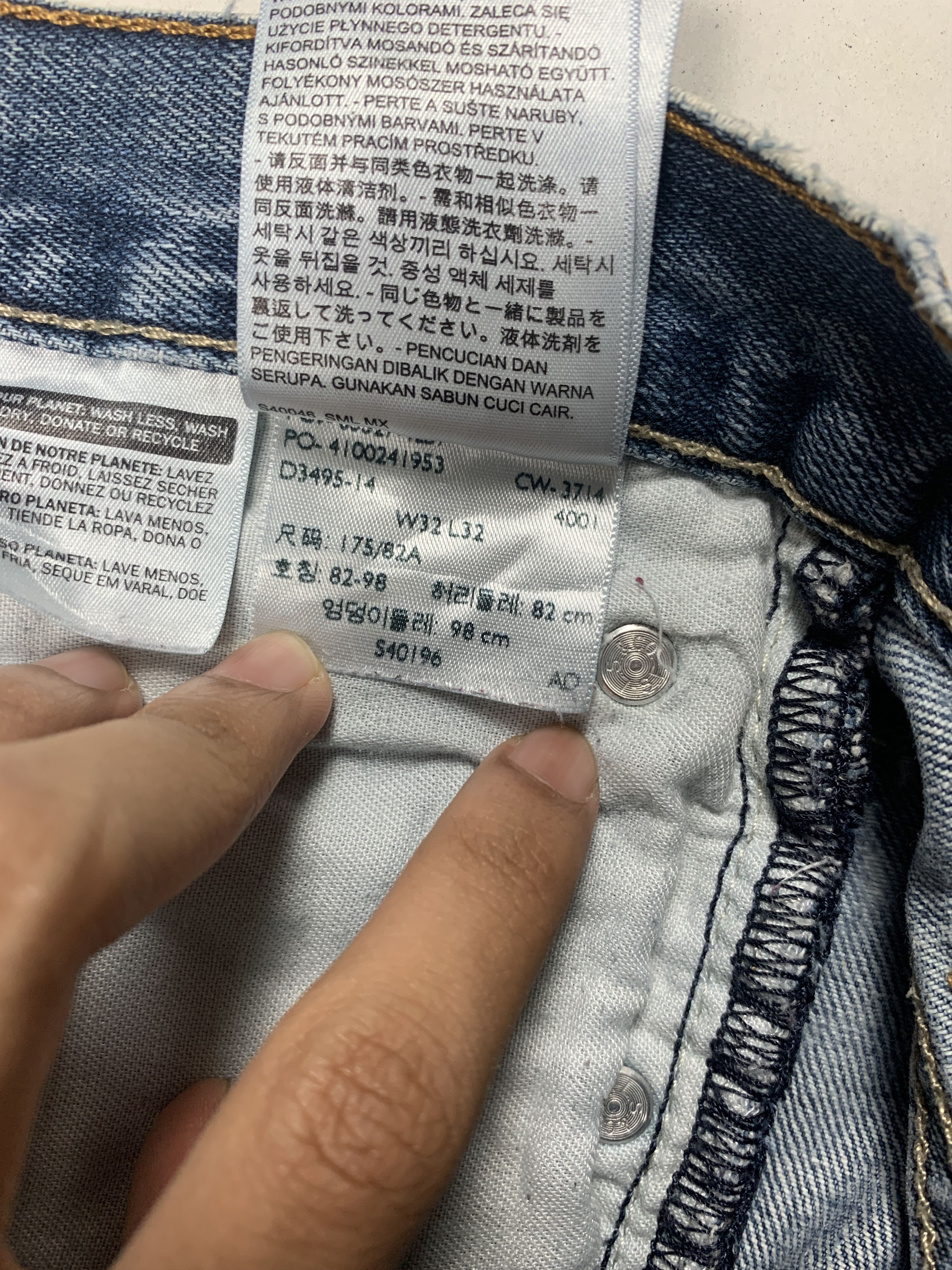 Levi's Vintage LEVI'S 527 Flared Bootcut Distressed Faded Mid Wash Size US 32 / EU 48 - 21 Thumbnail