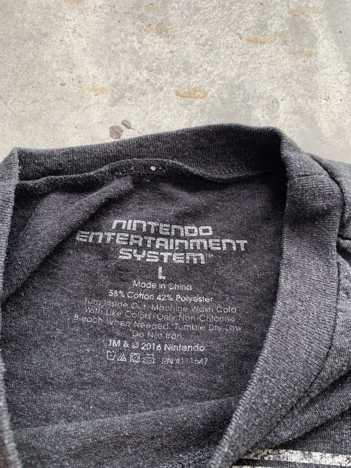 The Game Nintendo Old School Gamer Tshirt Size US L / EU 52-54 / 3 - 5 Thumbnail