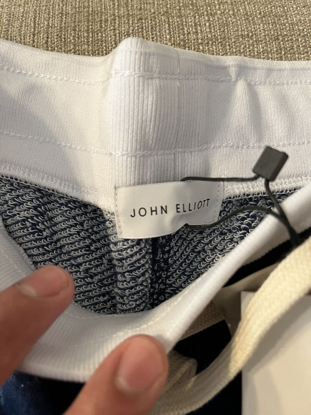John Elliott JOHN ELLIOTT SPEC WOOL GAME SHORTS BLUE SMALL Size US 30 / EU 46 - 6 Thumbnail