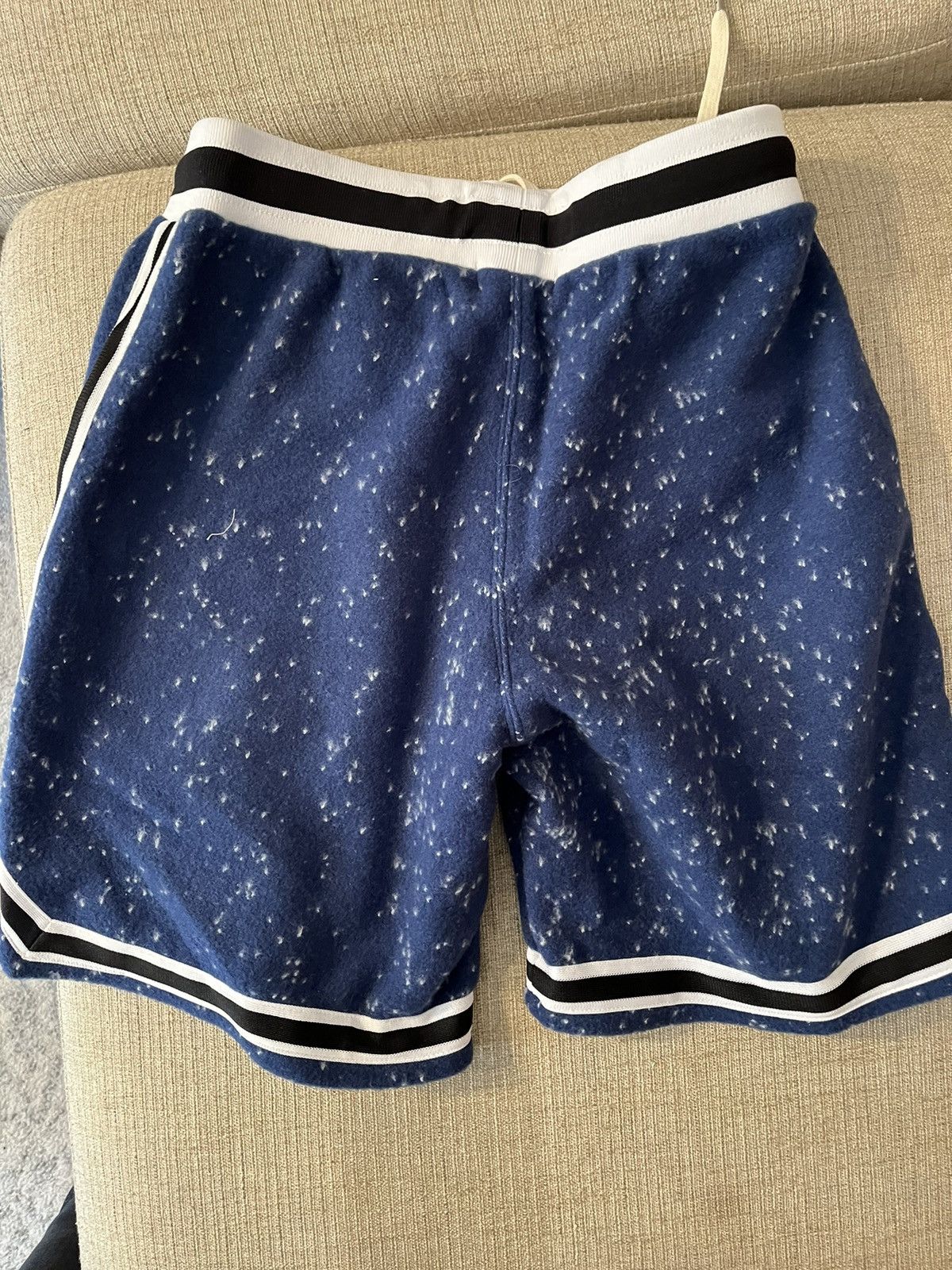 John Elliott JOHN ELLIOTT SPEC WOOL GAME SHORTS BLUE SMALL Size US 30 / EU 46 - 8 Thumbnail
