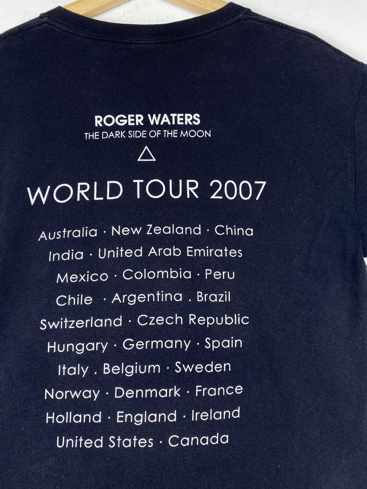Band Tees Vintage Pink Floyd Roger Waters Tour Dark Side Tee T Shirt Size US M / EU 48-50 / 2 - 4 Thumbnail
