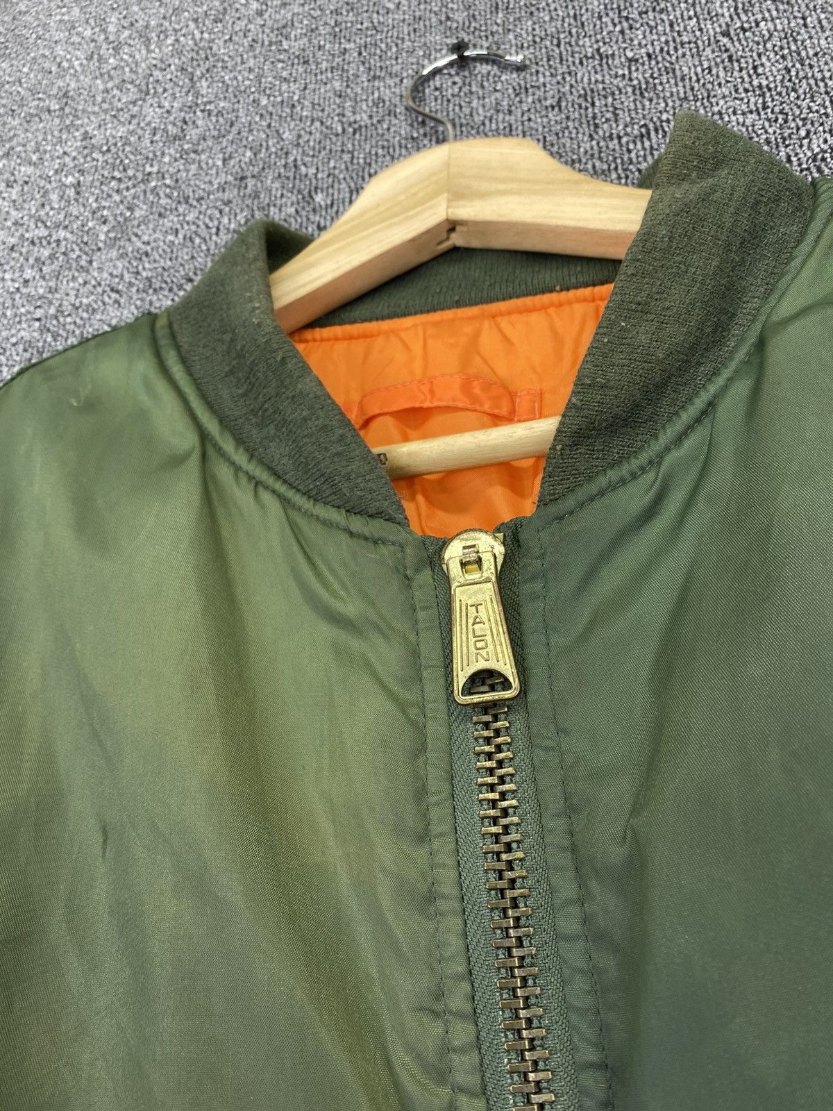 Japanese Brand Vintage Turkey Bear Flight Riversible Bomber Jacket Size US L / EU 52-54 / 3 - 10 Thumbnail