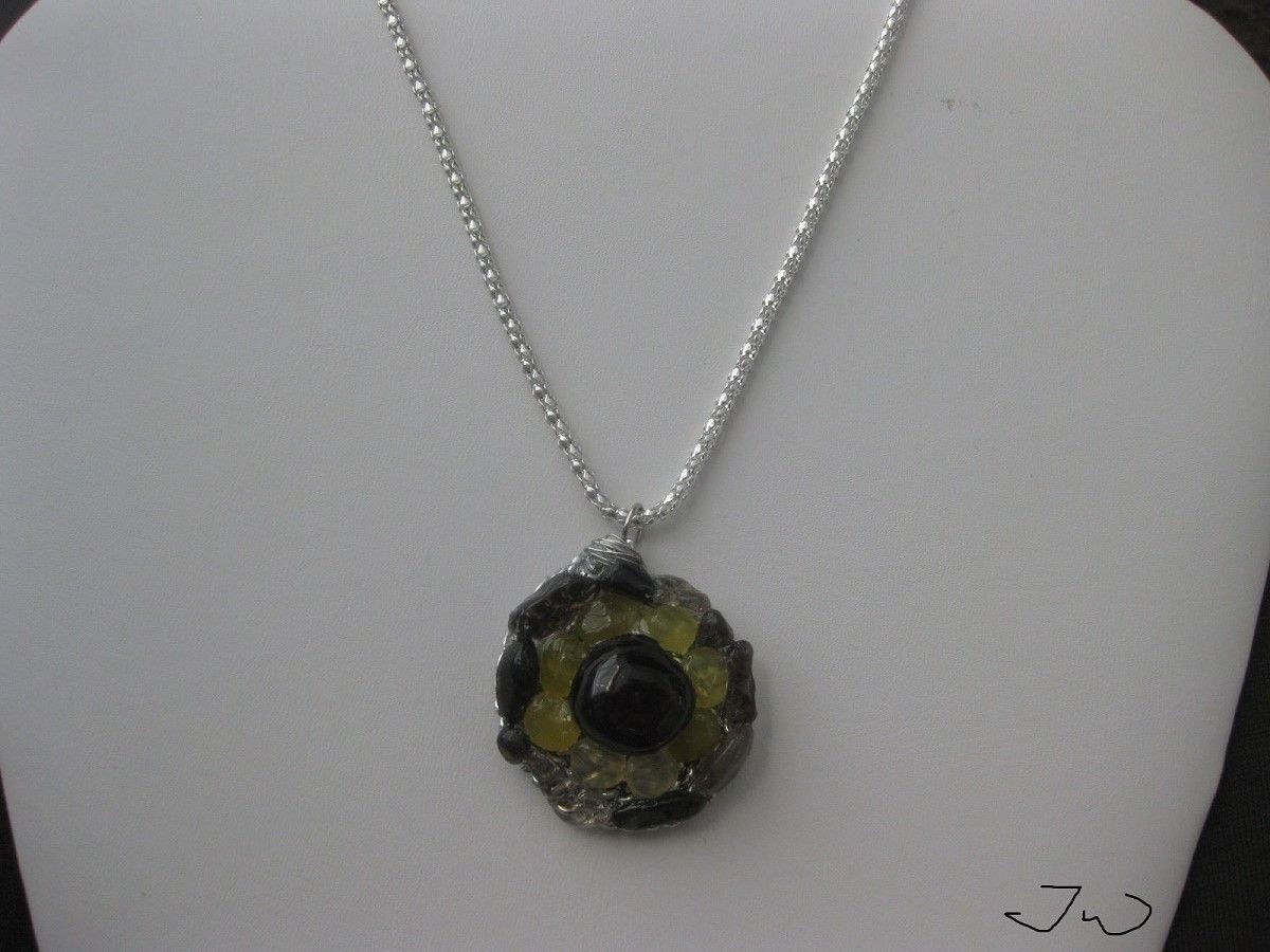Mix Agate Stones Round Necklace