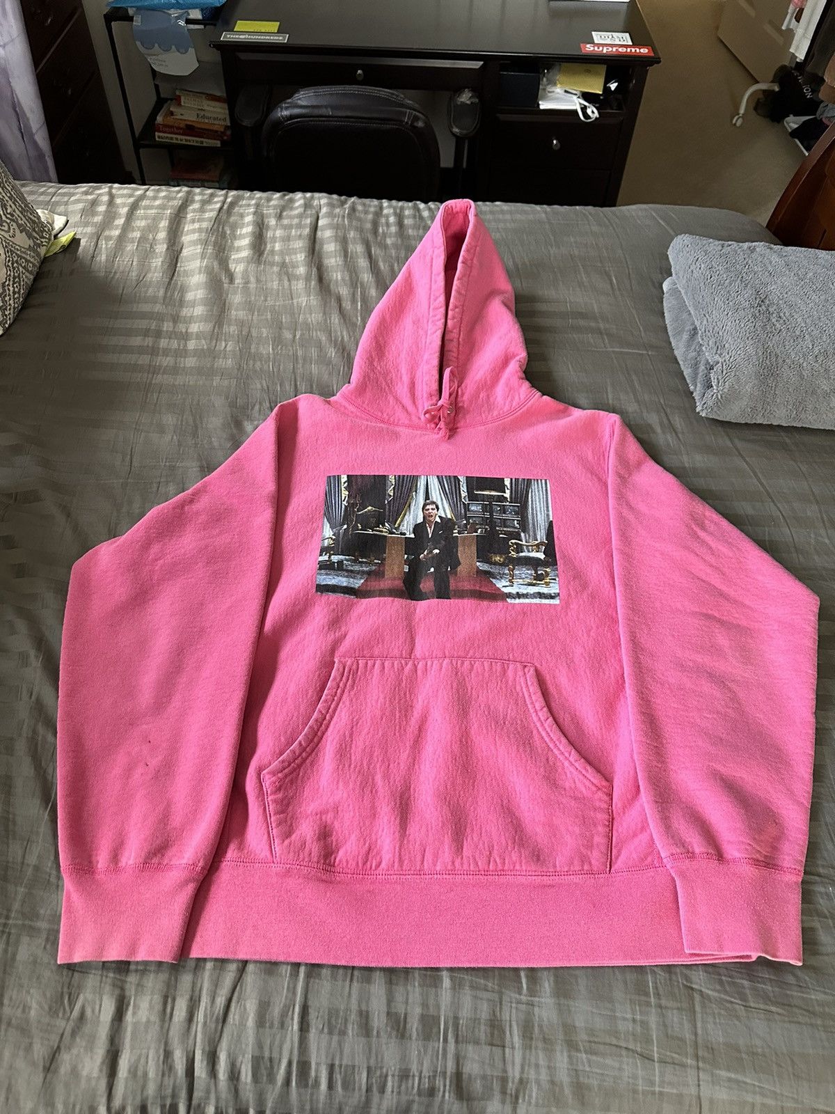 Supreme scarface friend hoodie new arrivals