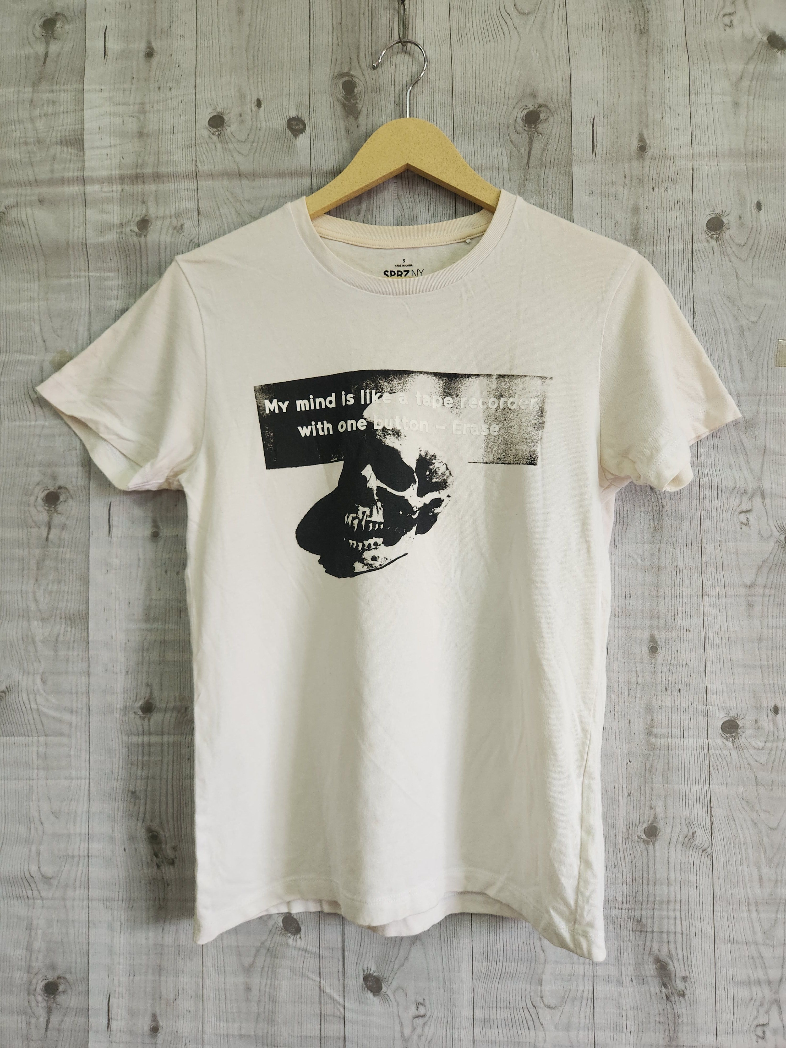 Andy Warhol × Uniqlo Andy Warhol X Uniqlo Japan Skull Printed TShirt Size US S / EU 44-46 / 1 - 1 Thumbnail