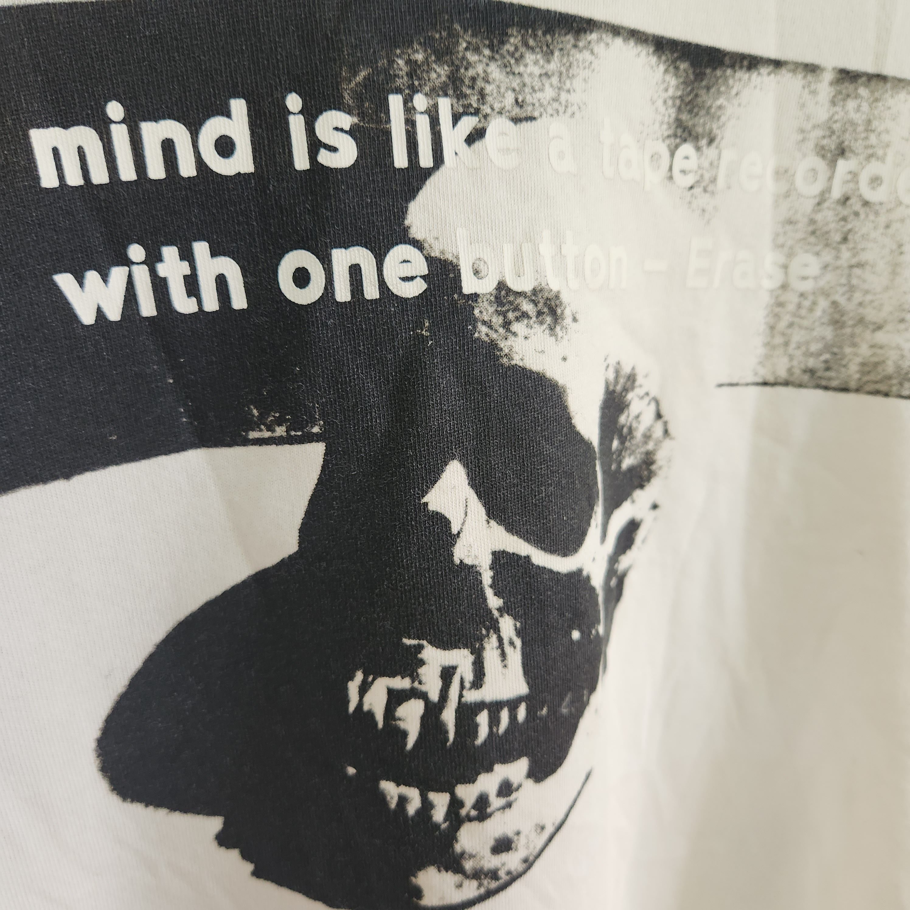 Andy Warhol × Uniqlo Andy Warhol X Uniqlo Japan Skull Printed TShirt Size US S / EU 44-46 / 1 - 15 Thumbnail