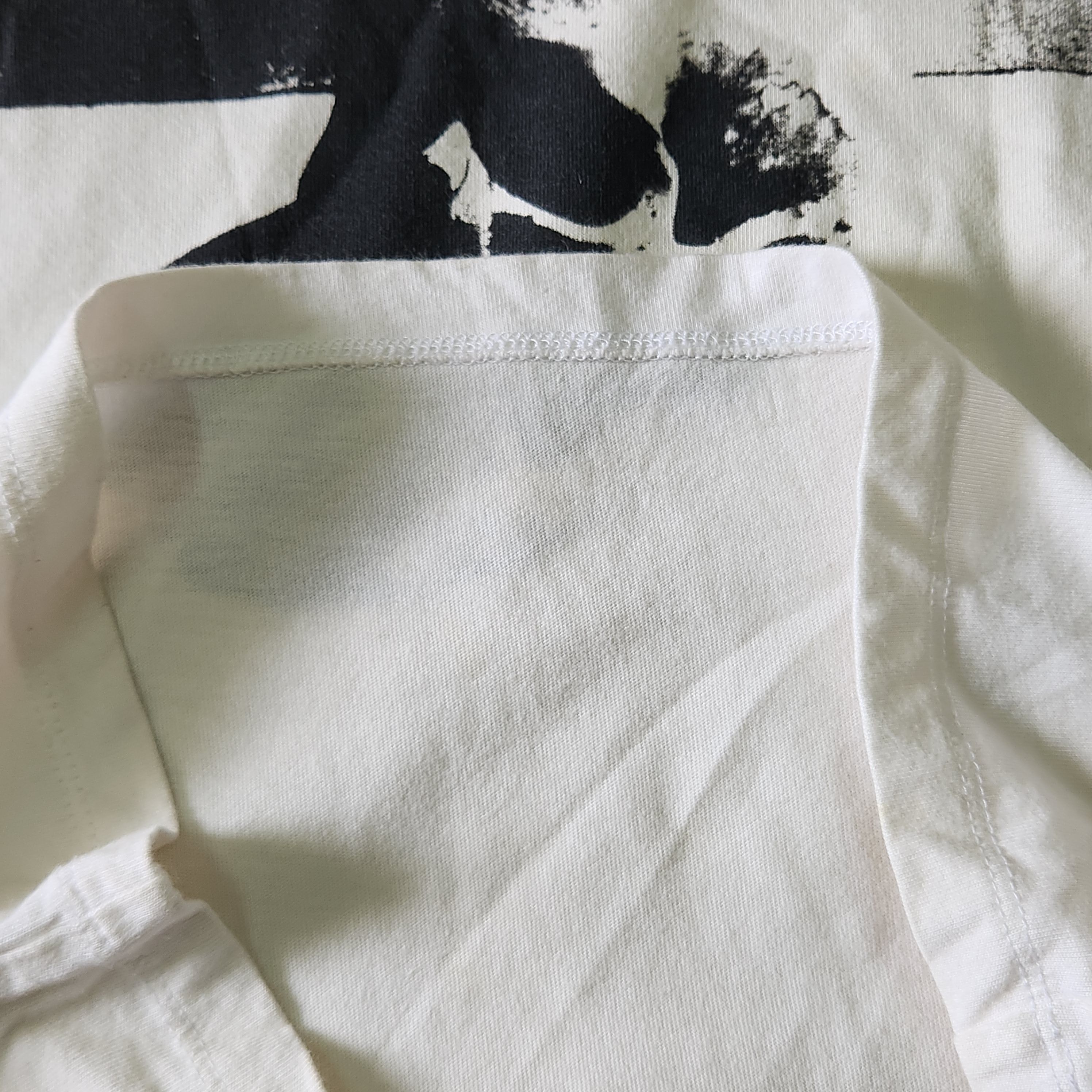 Andy Warhol × Uniqlo Andy Warhol X Uniqlo Japan Skull Printed TShirt Size US S / EU 44-46 / 1 - 4 Thumbnail