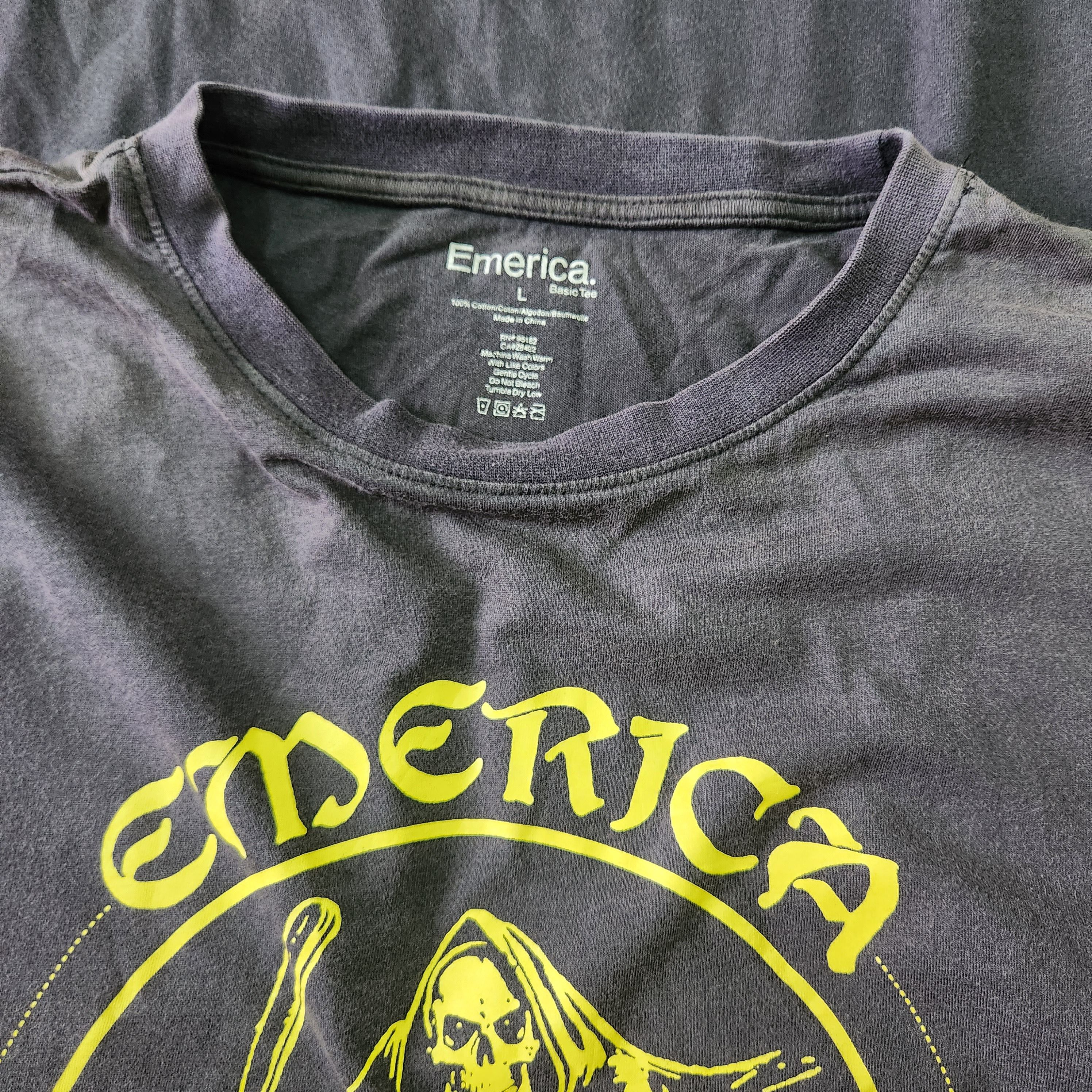Emerica Emerica Rider Skulls Printed By Sole Inc Size US M / EU 48-50 / 2 - 8 Thumbnail