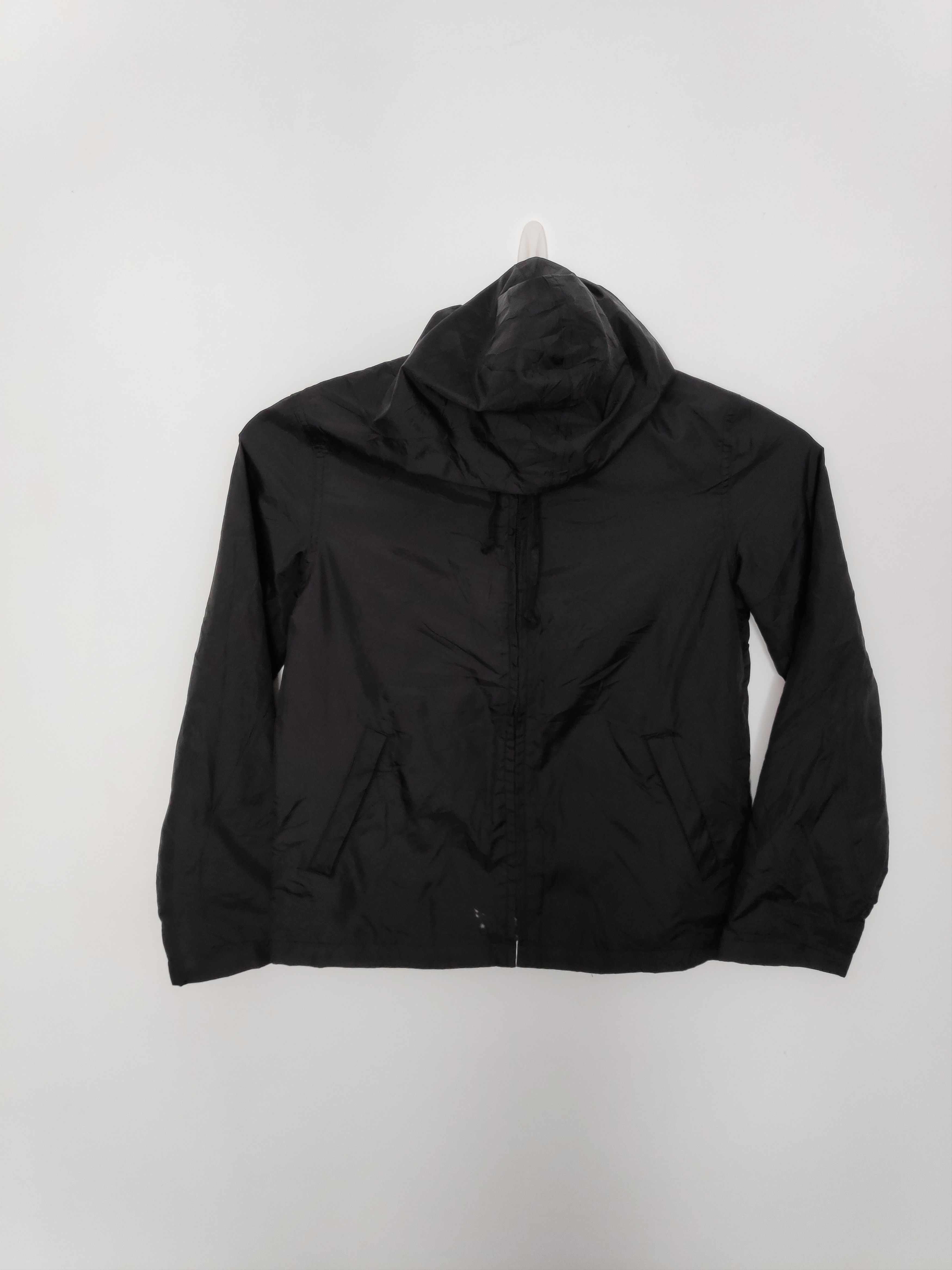 Comme des Garcons Black Rare!! Vintage Comme Des Garcons Black Windbreaker Jacket Size US M / EU 48-50 / 2 - 3 Thumbnail