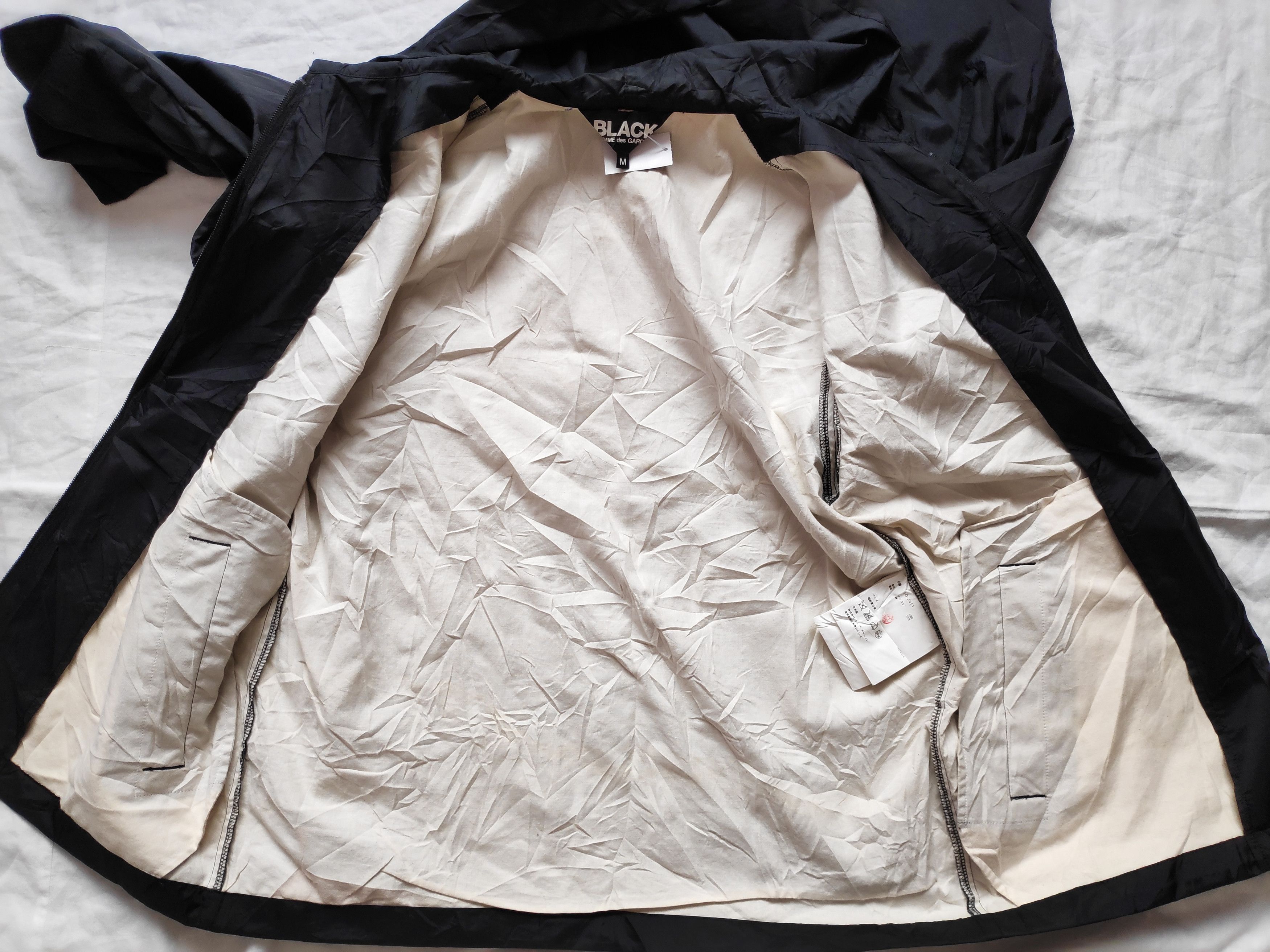 Comme des Garcons Black Rare!! Vintage Comme Des Garcons Black Windbreaker Jacket Size US M / EU 48-50 / 2 - 7 Thumbnail