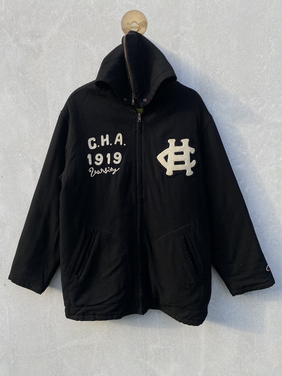 Champion Insane 🔥🔥Reproduction Champion Varsity Model 1919 Size US M / EU 48-50 / 2 - 1 Thumbnail