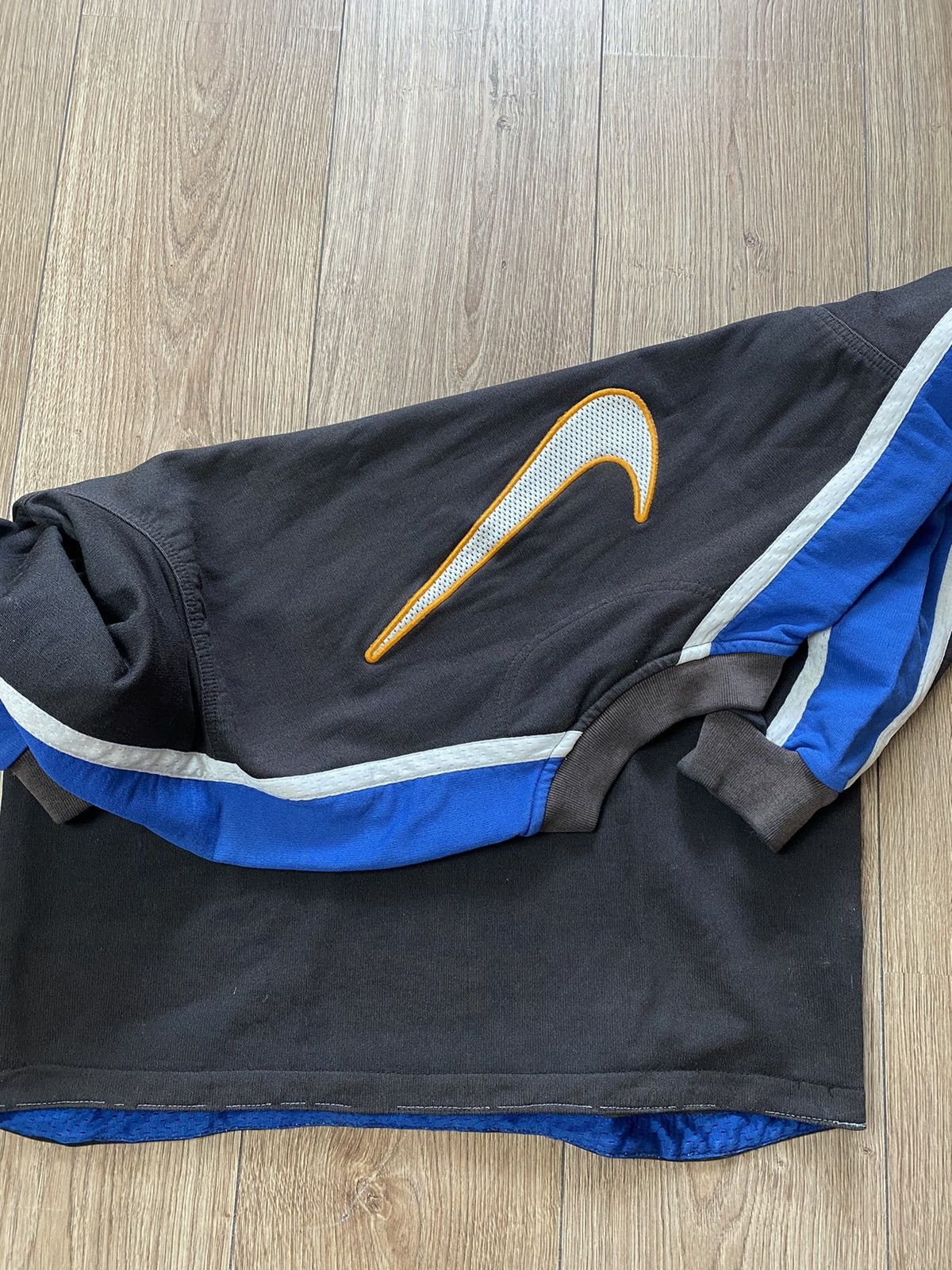 Vintage Vintage Sweatshirt Nike Double Logo Y2K Size US M / EU 48-50 / 2 - 4 Thumbnail