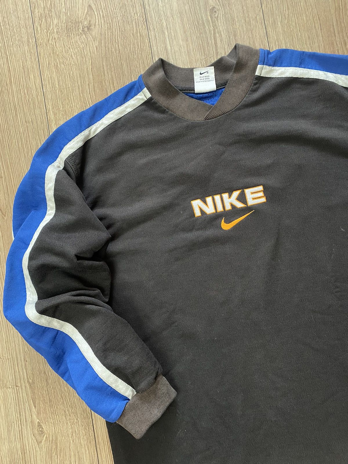 Vintage Vintage Sweatshirt Nike Double Logo Y2K Size US M / EU 48-50 / 2 - 3 Thumbnail
