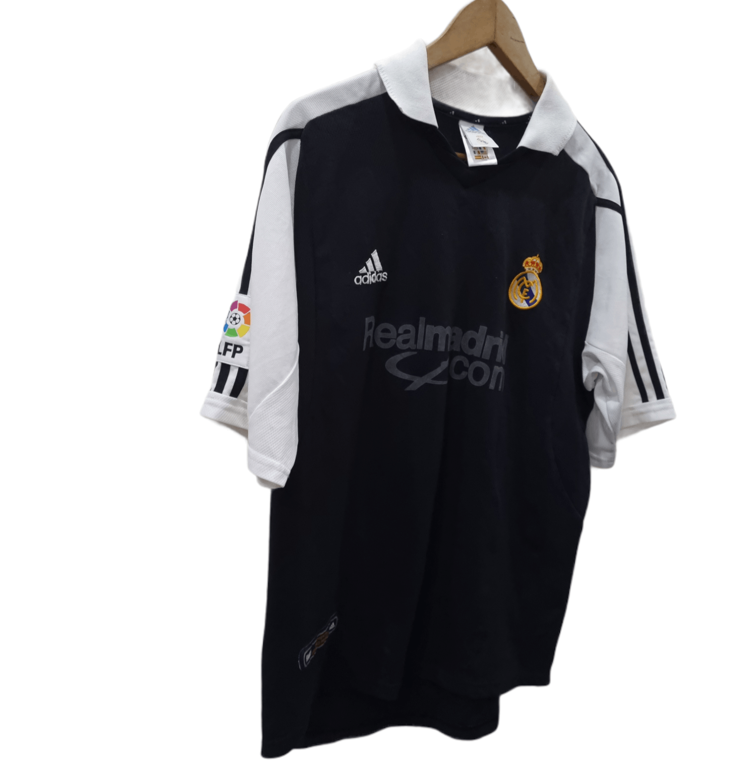 Adidas 🔥Vintage🔥 Adidas Jersey Realmadrid Size US M / EU 48-50 / 2 - 3 Thumbnail