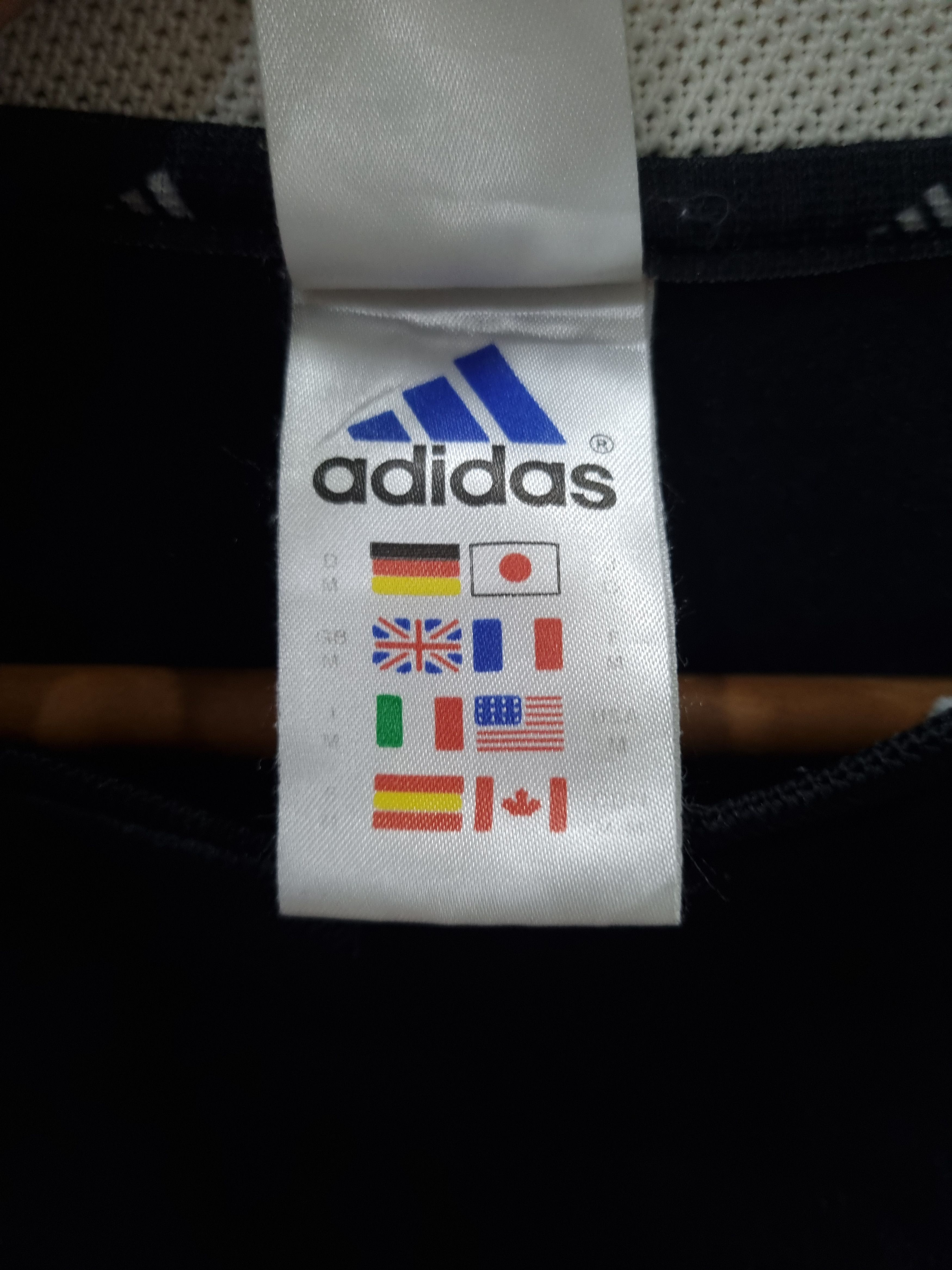 Adidas 🔥Vintage🔥 Adidas Jersey Realmadrid Size US M / EU 48-50 / 2 - 6 Thumbnail