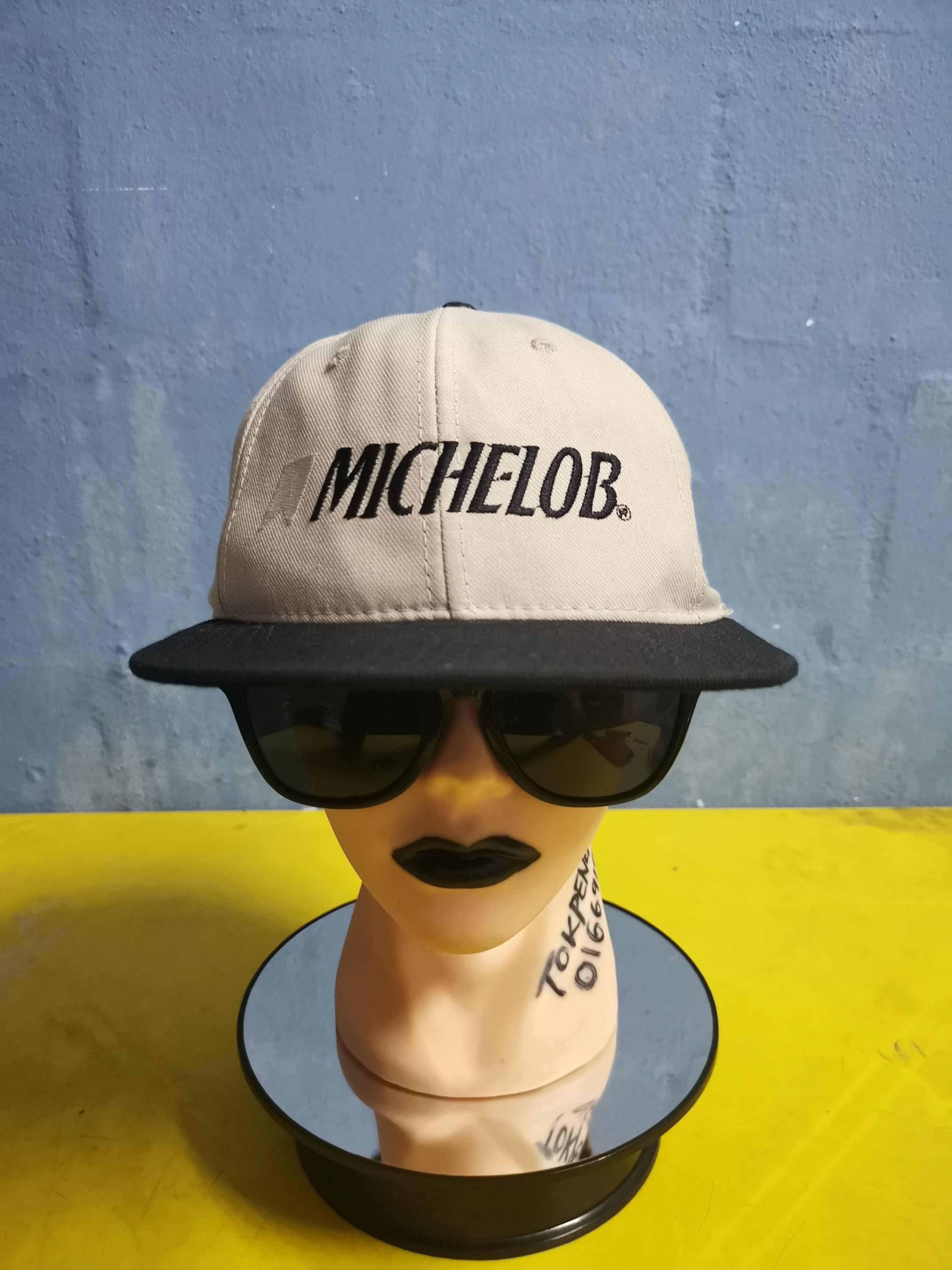 Vintage Vintage Michelob Hats Embroidery x Made In Usa Size ONE SIZE - 1 Thumbnail