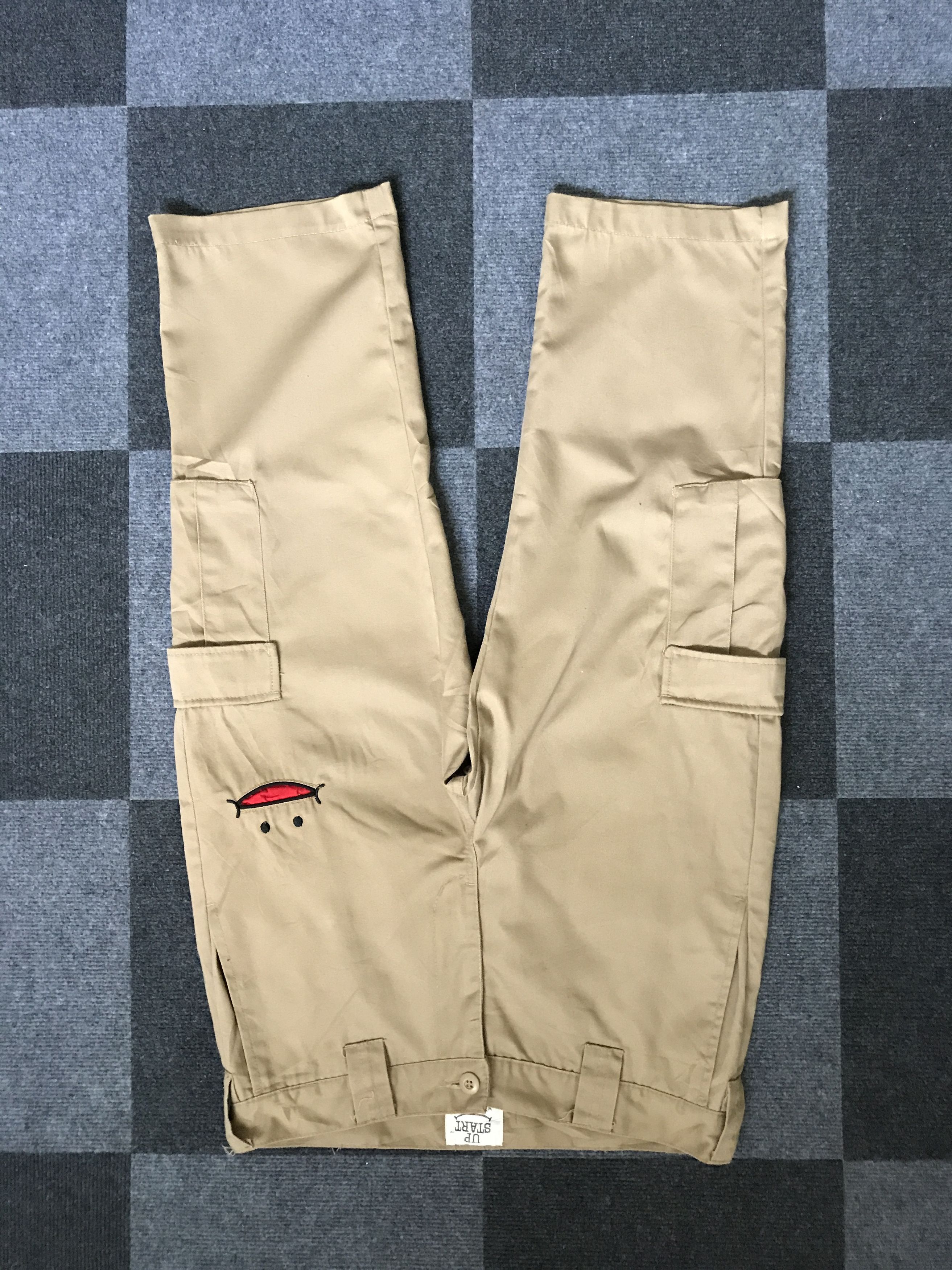 Image of Cp210 Up Smile Cropped Cargo Pant in Khakis, Men's (Size 33)