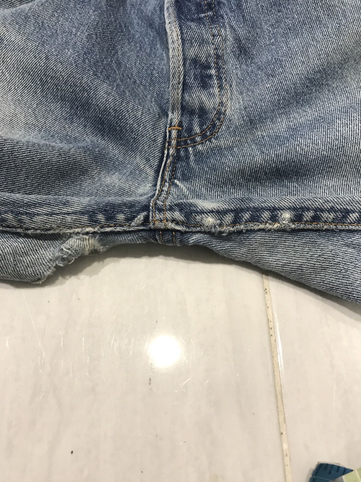 Levi's × Vintage Vintage 90s Levis 501 Kurt Cobain Grunge Distressed Denim Size US 28 / EU 44 - 16 Thumbnail