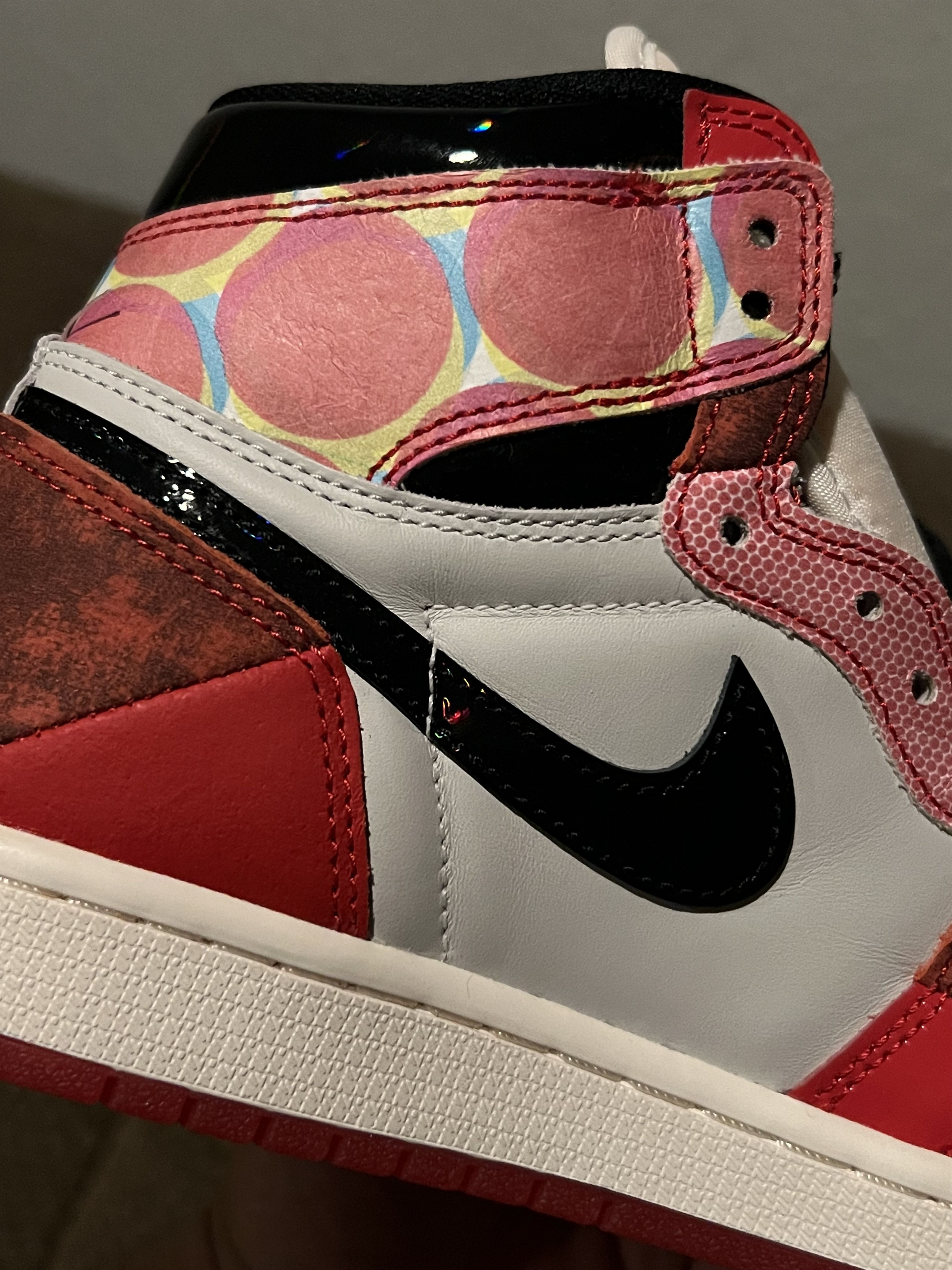 Air Jordan 1 High OG Spider-verse