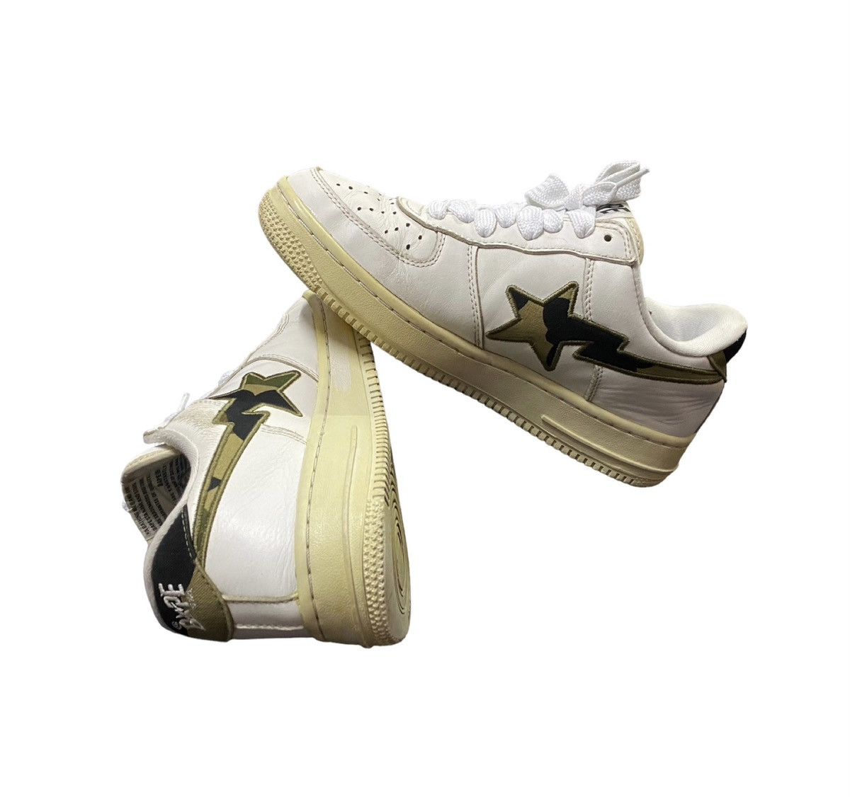 Bape A Bathing Ape ( BAPE ) Bapesta 1st Camo Sneakers Size US 9 / EU 42 - 1 Thumbnail