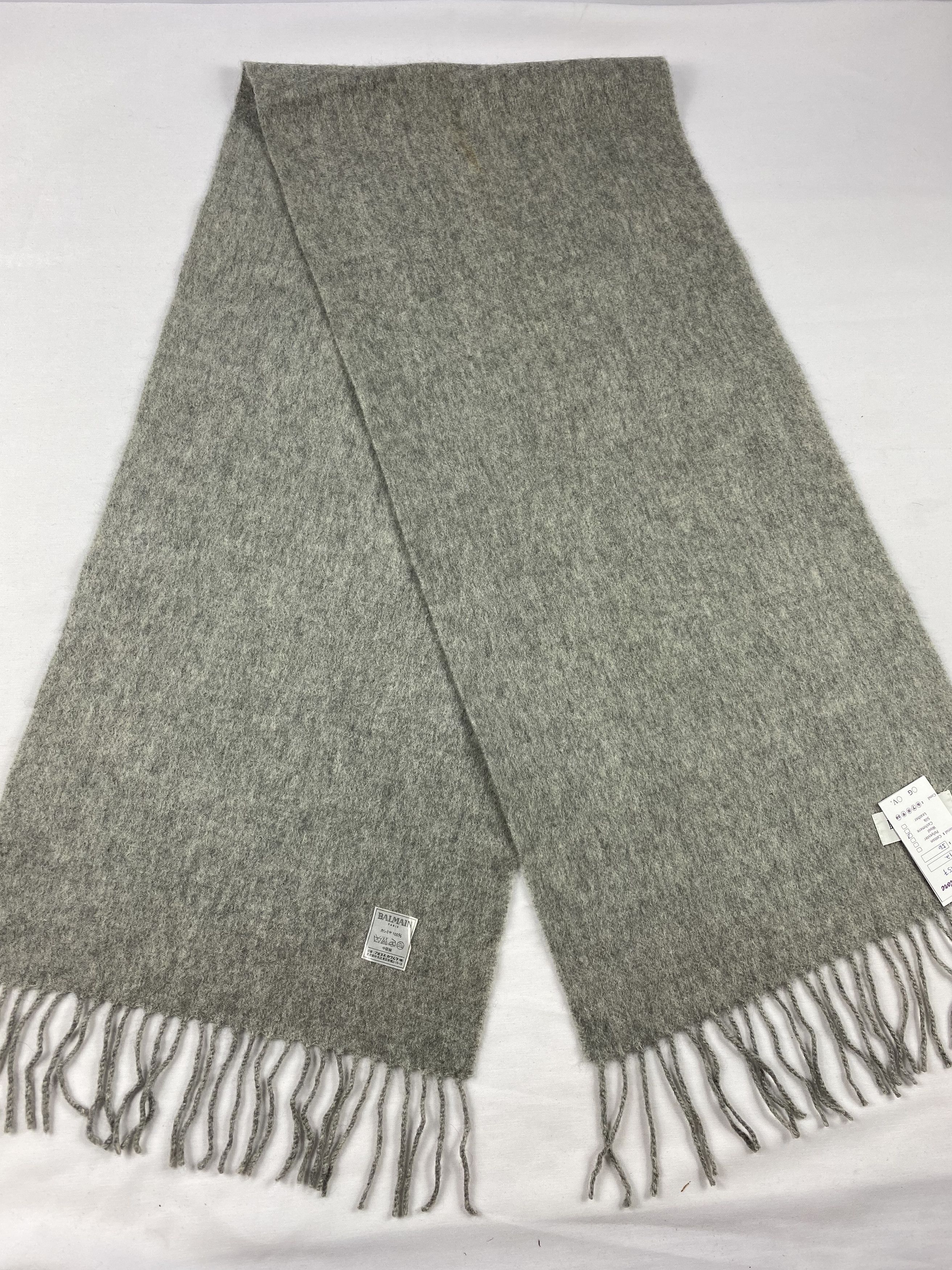 Pierre Balmain Balmain Cashmere Scarf / Muffler / Neckwear Size ONE SIZE - 7 Thumbnail