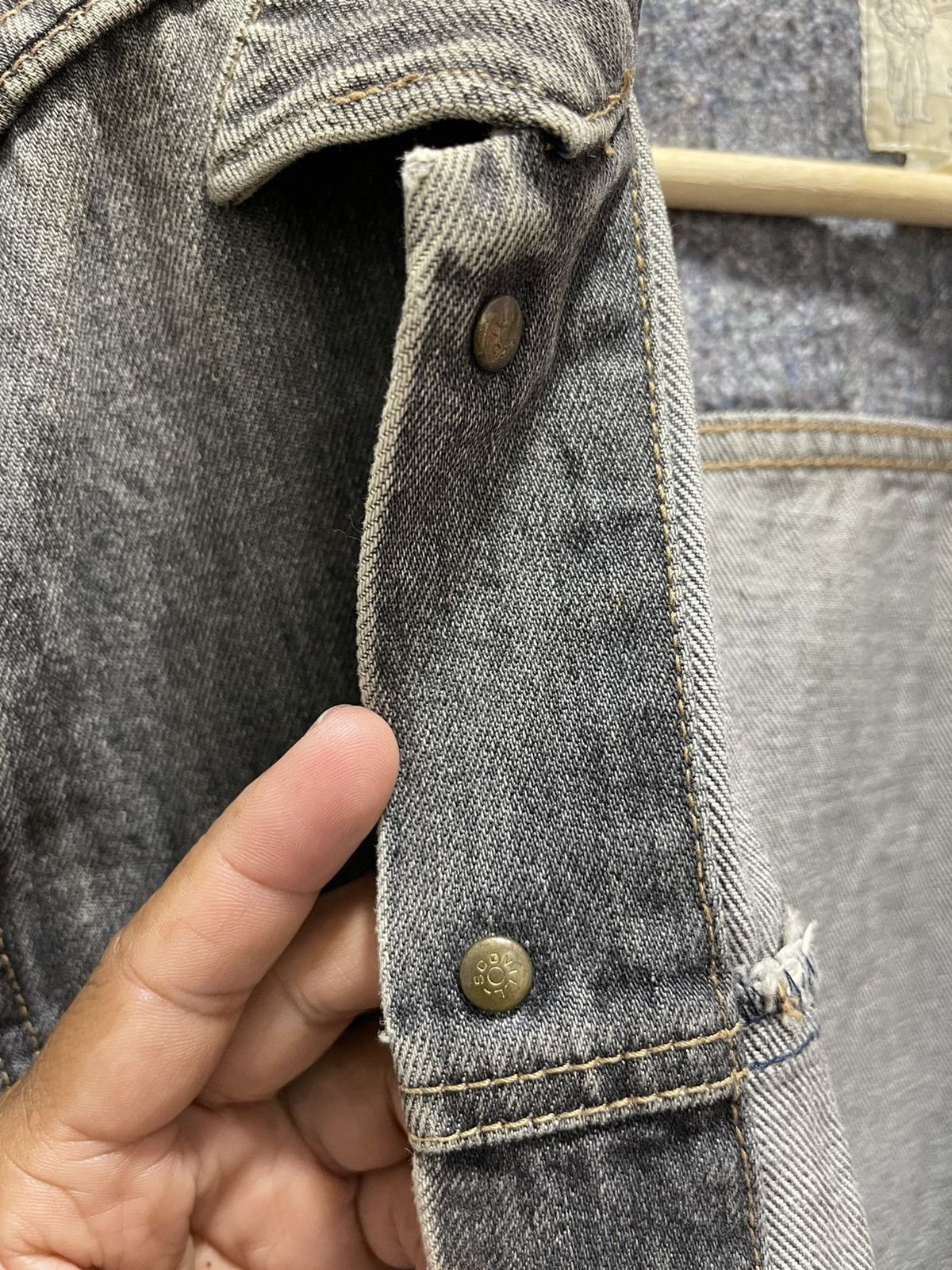 Japanese Brand × Vintage VINTAGE 80s HOUSTON TRUCKER SUN FADED DENIM JACKET Size US M / EU 48-50 / 2 - 5 Thumbnail