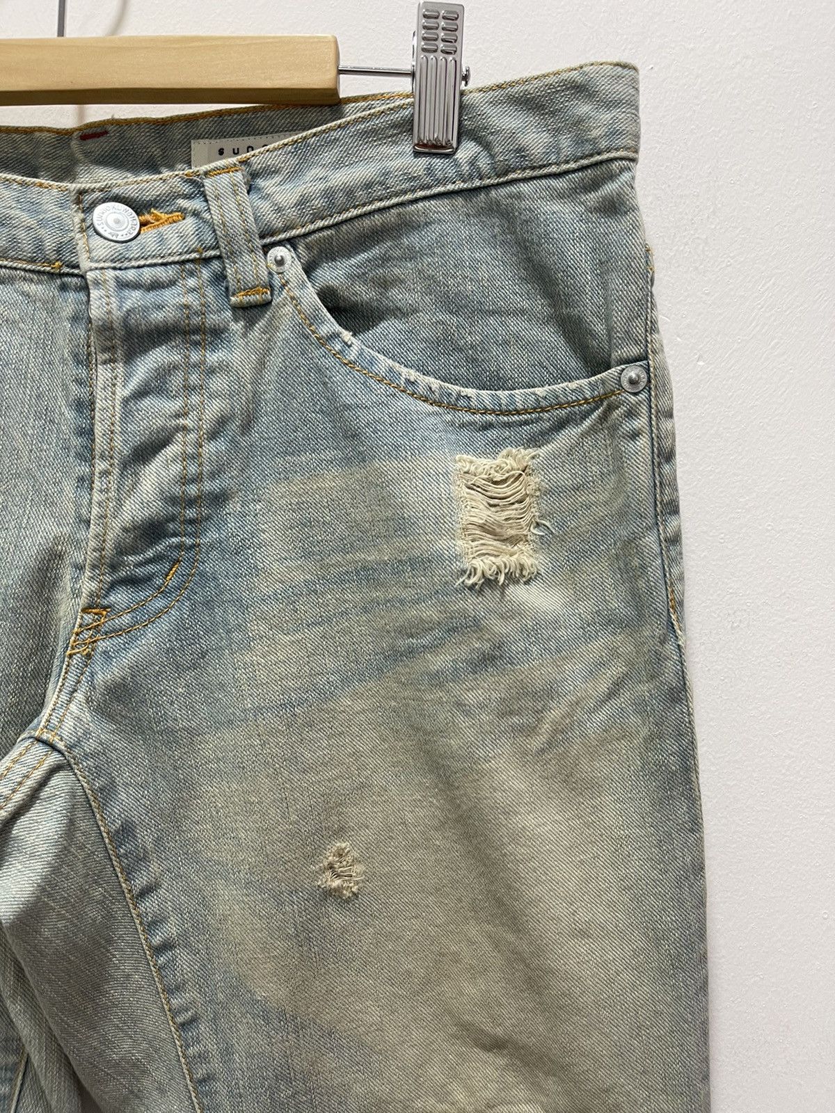Issey Miyake SUNAOKUWAHARA BY ISSEY MIYAKE LIGHT WASH DISTRESSED DENIM Size 32" / US 10 / IT 46 - 2 Thumbnail