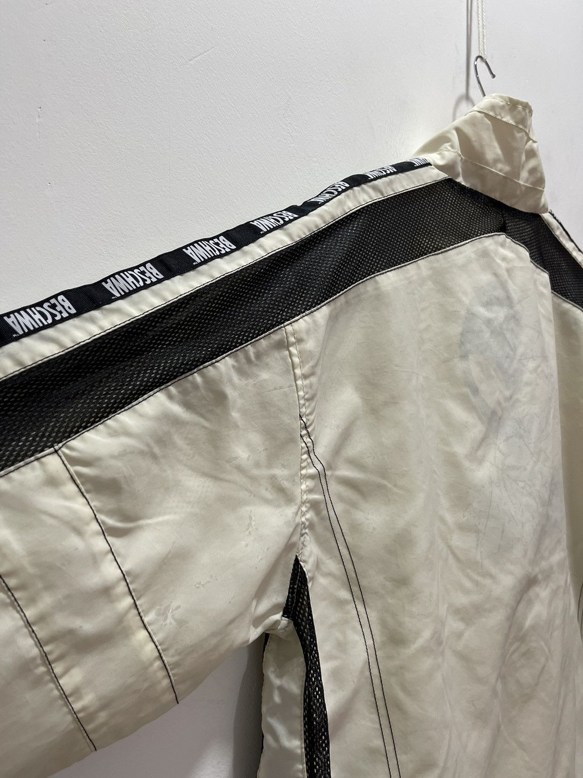 Japanese Brand × Vintage VINTAGE BESCHEWA LIKE ALLIEN LOGO LIGHT JACKET Size US M / EU 48-50 / 2 - 8 Thumbnail
