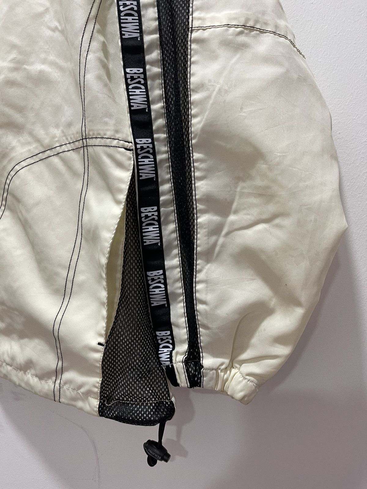 Japanese Brand × Vintage VINTAGE BESCHEWA LIKE ALLIEN LOGO LIGHT JACKET Size US M / EU 48-50 / 2 - 3 Thumbnail