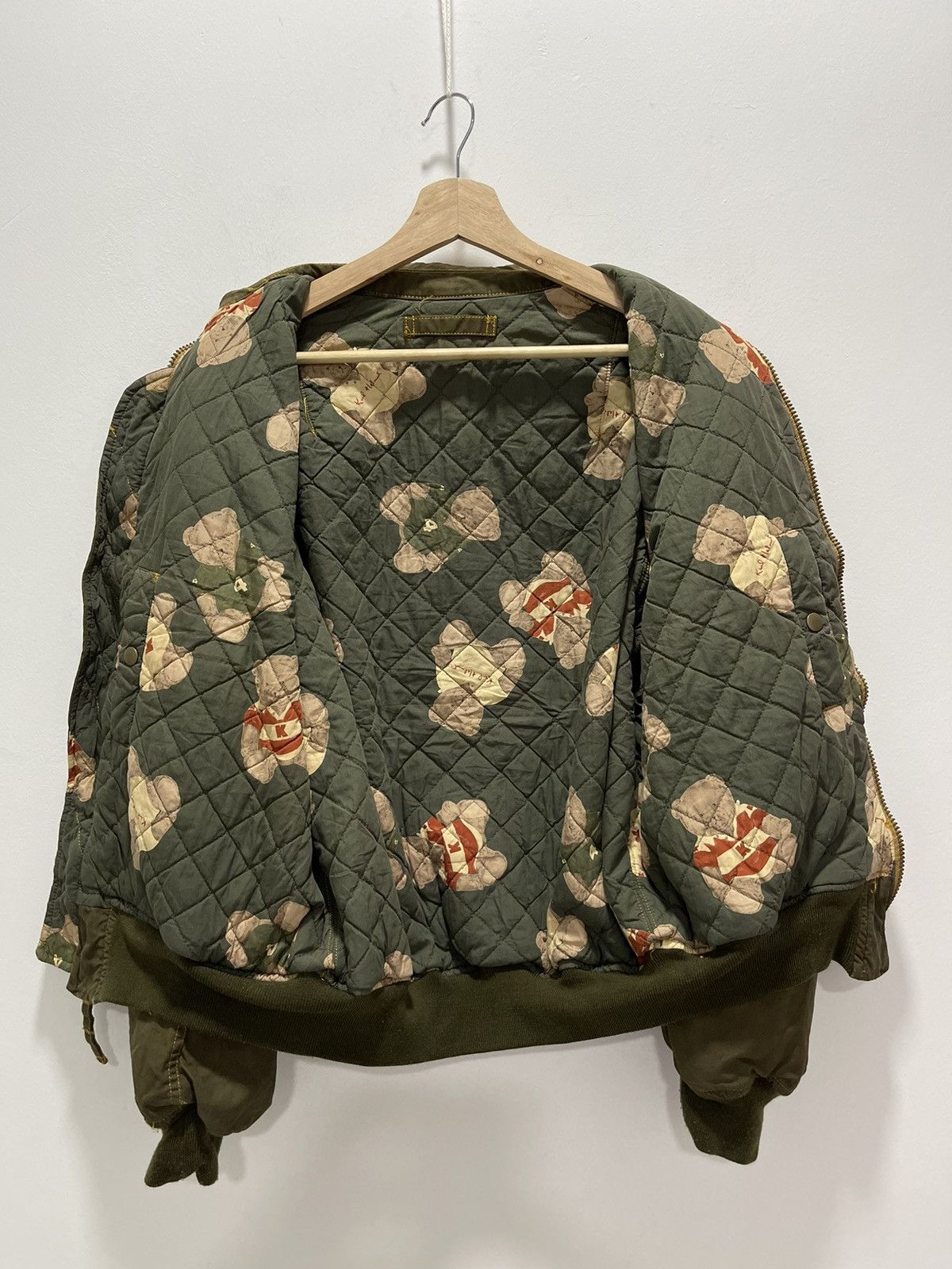 Karl Helmut DISTRESSED DISCOLORED KARL HELMUT BEAR LOGO BOMBER JACKET Size US M / EU 48-50 / 2 - 1 Thumbnail