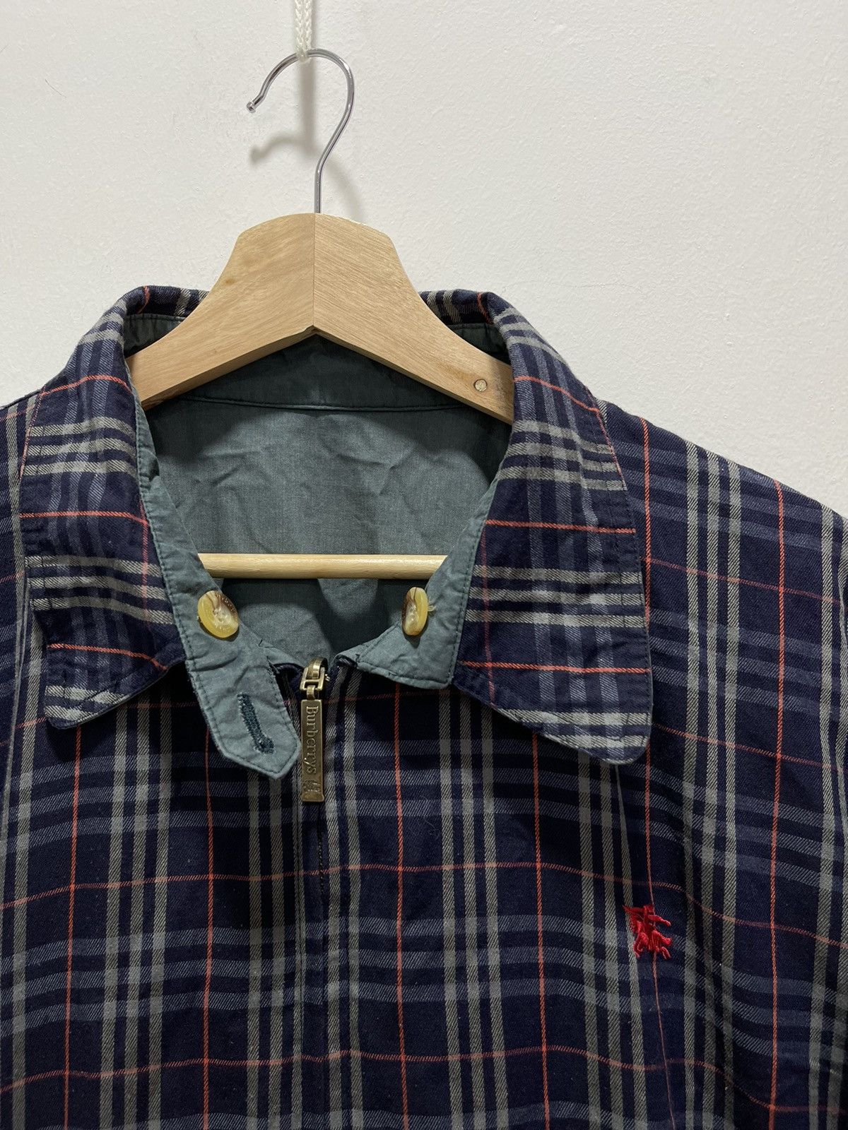 Burberry BURBERRY NOVA CHECK RIVERSIBLE BOMBER JACKET Size US L / EU 52-54 / 3 - 3 Thumbnail