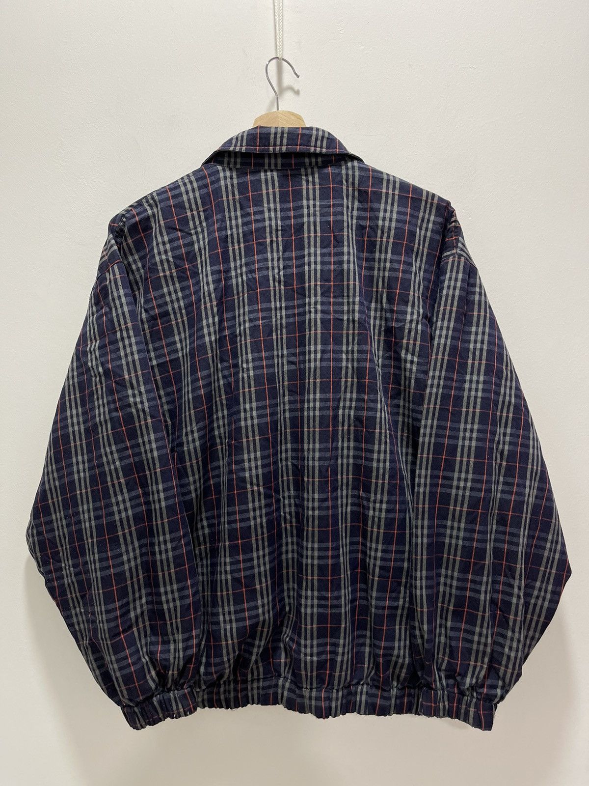 Burberry BURBERRY NOVA CHECK RIVERSIBLE BOMBER JACKET Size US L / EU 52-54 / 3 - 7 Thumbnail