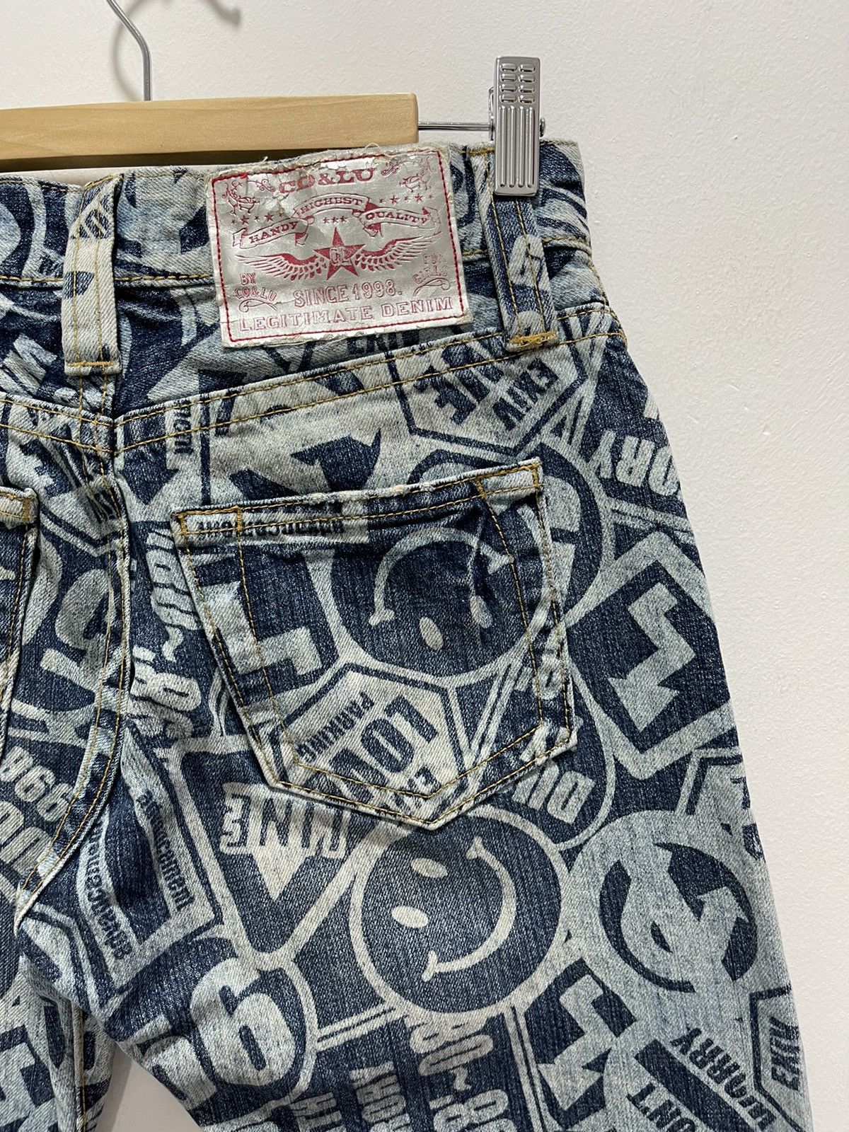 If Six Was Nine × Le Grande Bleu (L.G.B.) × Vintage CO&LU SMILE PRINTED DISTRESSED JEANS LIKE HISTERIC GLAMOUR Size 25" / US 0 / IT 36 - 3 Thumbnail
