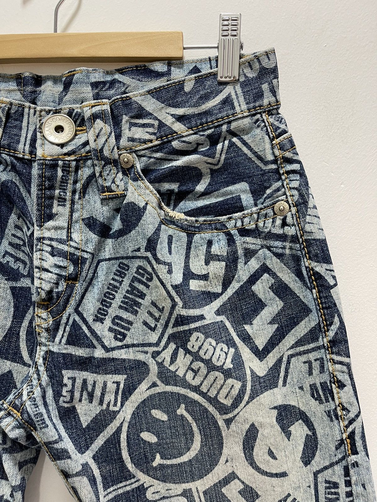 If Six Was Nine × Le Grande Bleu (L.G.B.) × Vintage CO&LU SMILE PRINTED DISTRESSED JEANS LIKE HISTERIC GLAMOUR Size 25" / US 0 / IT 36 - 7 Thumbnail