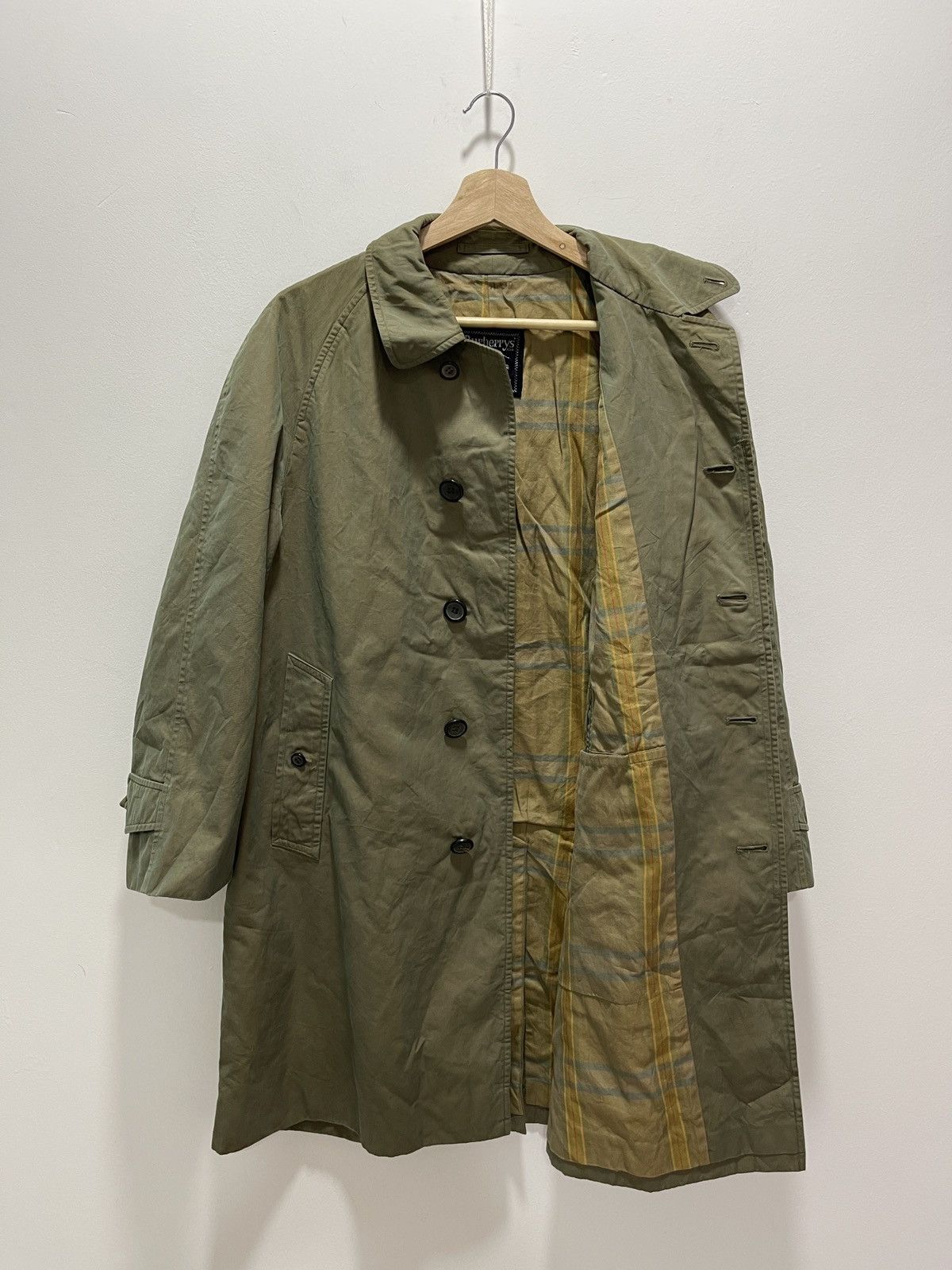 Burberry BURBERRY NOVA CHECK LINED LONG JACKET Size US S / EU 44-46 / 1 - 1 Thumbnail