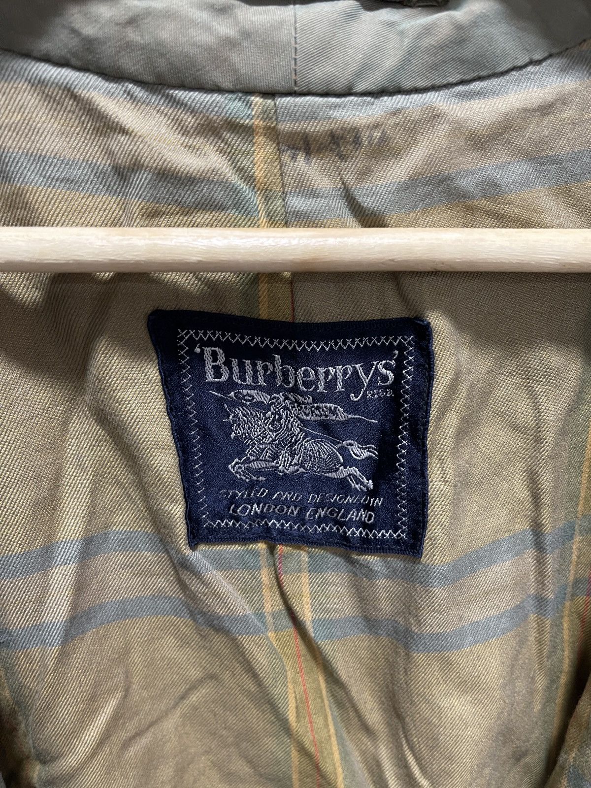 Burberry BURBERRY NOVA CHECK LINED LONG JACKET Size US S / EU 44-46 / 1 - 8 Thumbnail