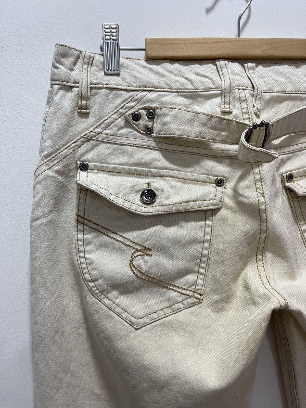semanticdesign SEMANTIC DESIGN BUCKLE BACK SEDITIONARIES DISTRESSED JEANS Size US 30 / EU 46 - 3 Thumbnail