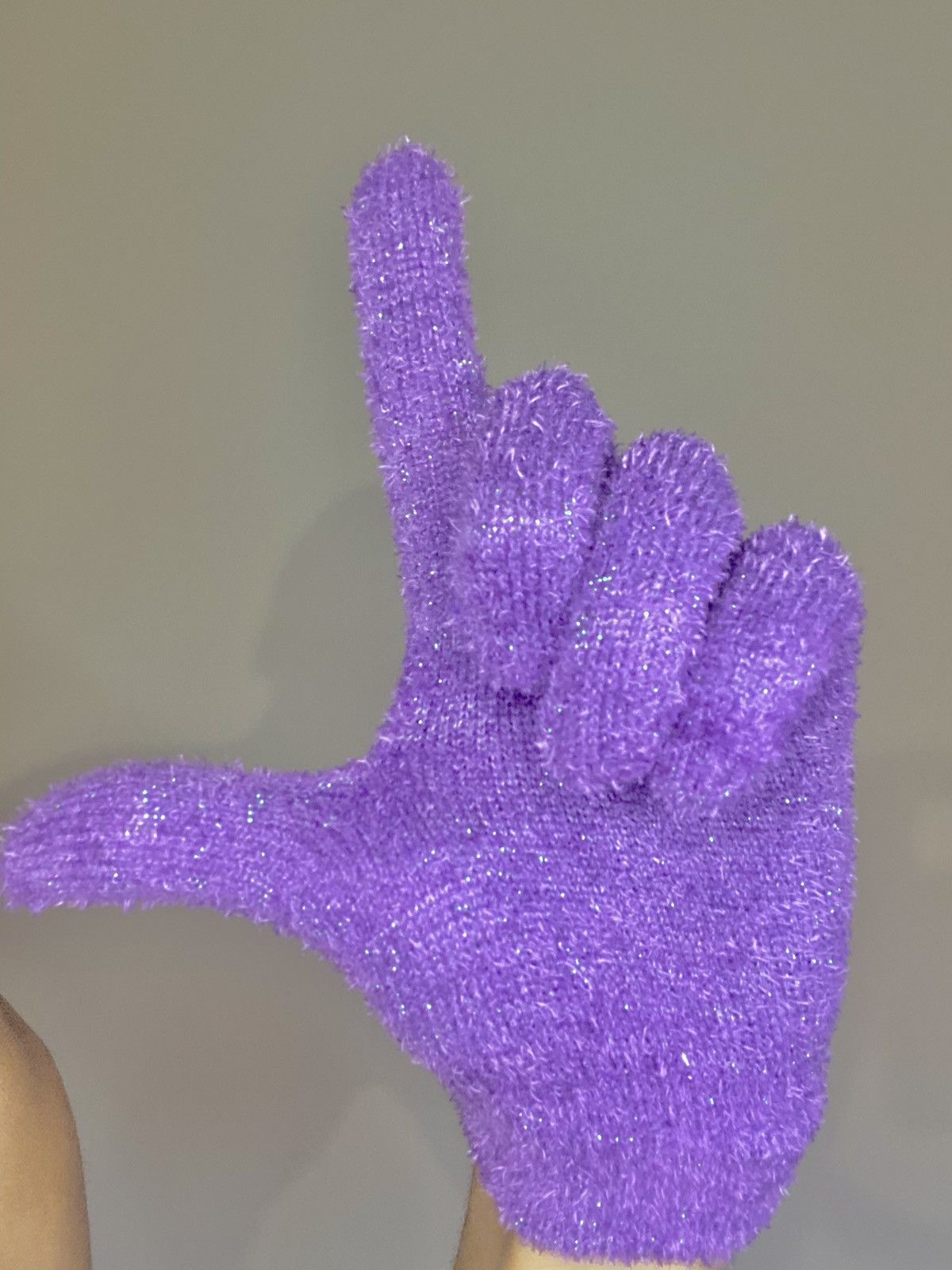 Vintage PURPLE METALLIC FUZZY KNIT GLOVES Size ONE SIZE - 1 Thumbnail